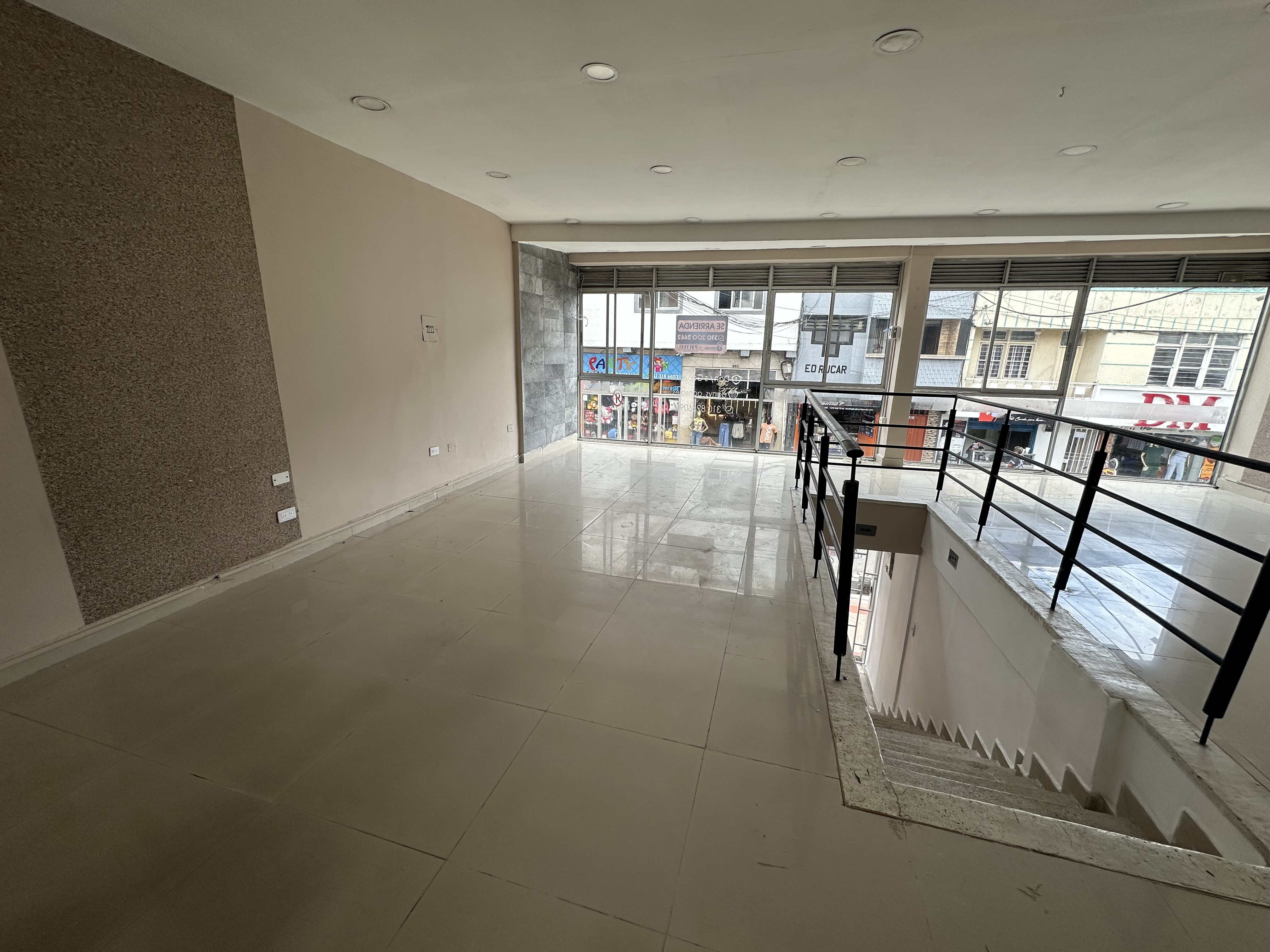 Foto de Local en Arriendo en Centro, Armenia  - 3 - 279068589