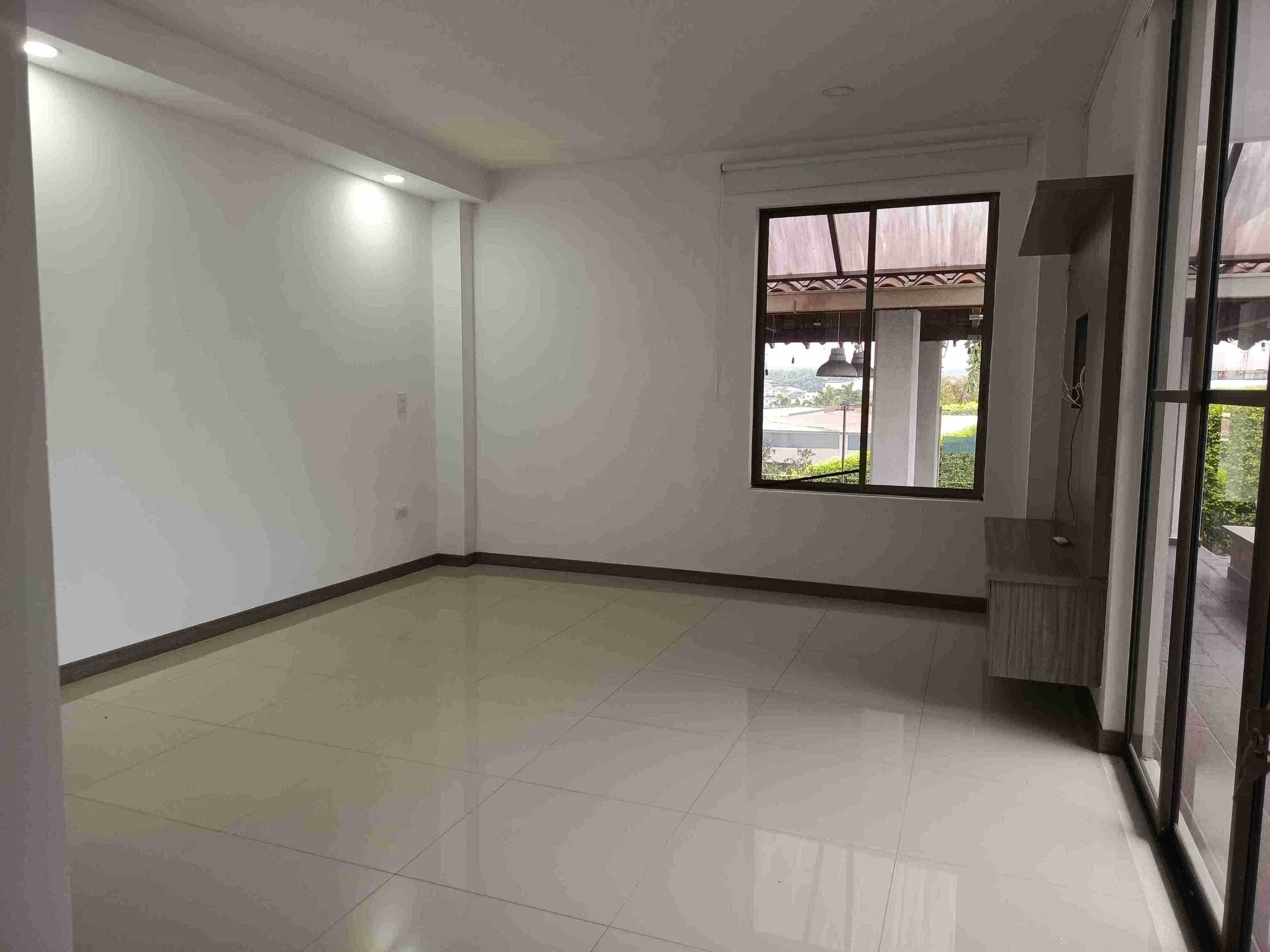 Foto de Casa campestre en Venta en Av. la romelia el pollo, Dosquebradas - 28 - 279061808