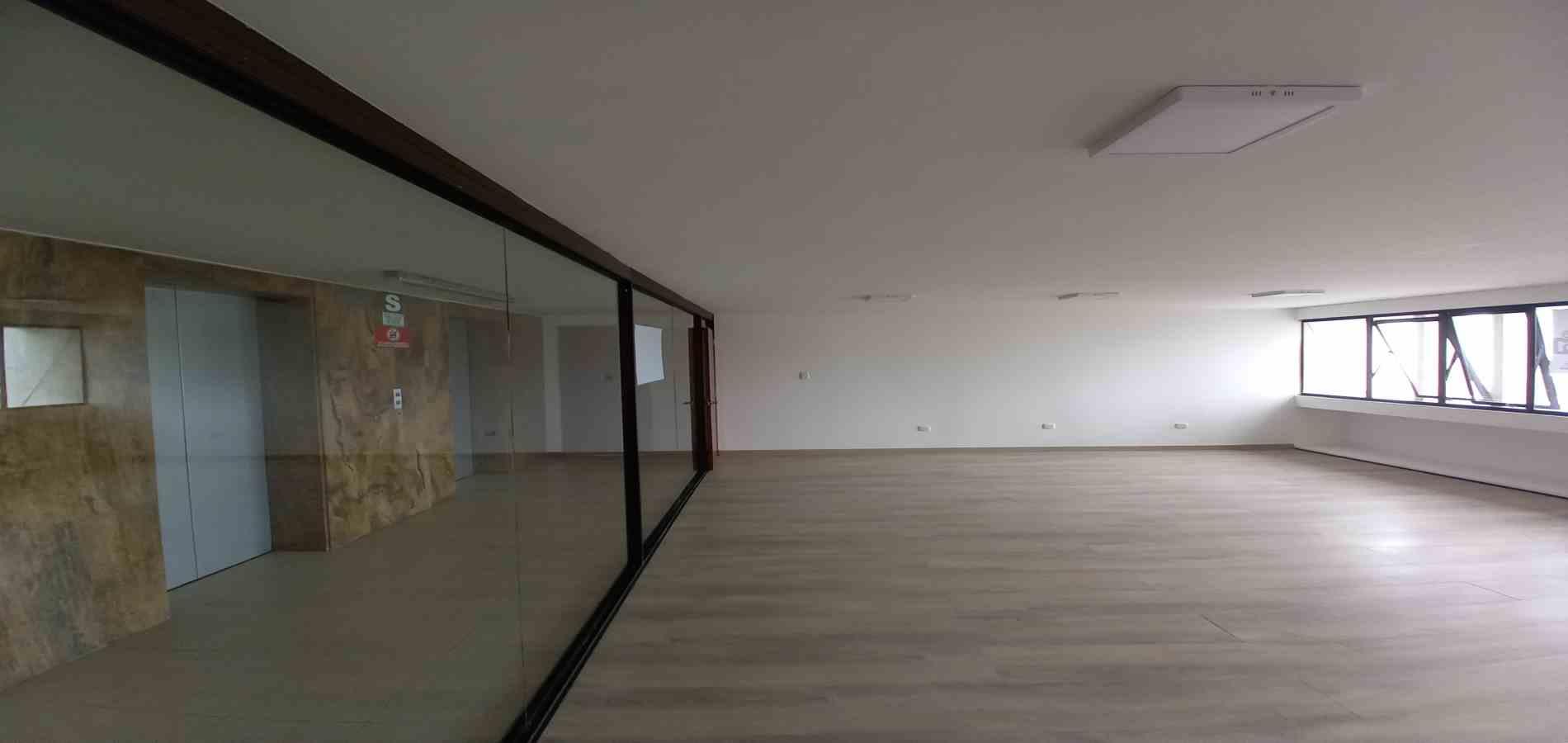 Foto de Oficina en Venta en Centro, Manizales - 4 - 279064113
