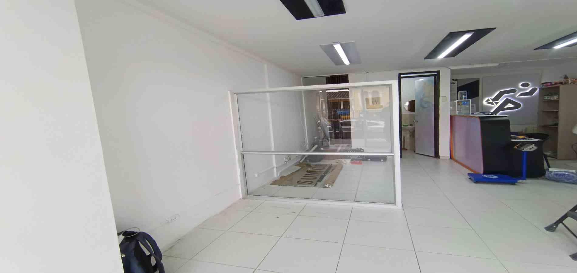 Foto de Local en Arriendo en Versalles, Manizales - 6 - 279069053