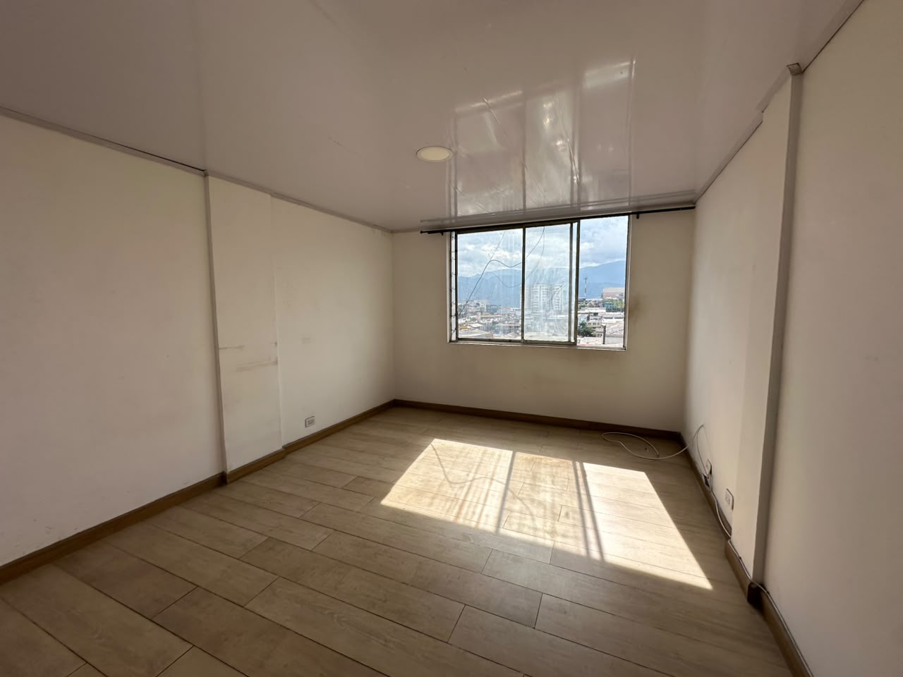 Foto de Apartamento para Arriendo en Centro, Manizales - 279069756