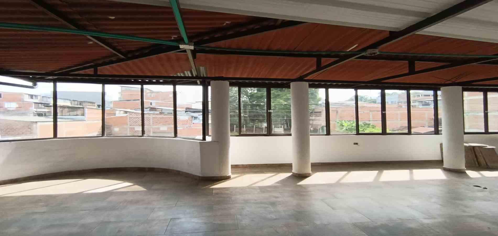 Foto de Local en Arriendo en Nereidas, Villamaria - 11 - 279061790