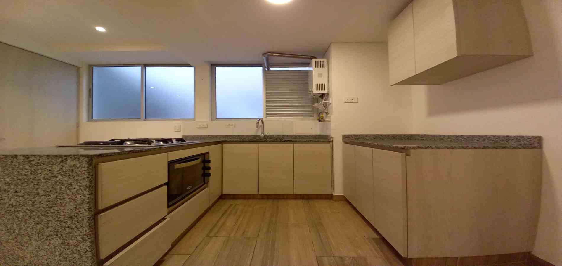 Foto de Apartamento para Arriendo en Chipre, Manizales - 279067680