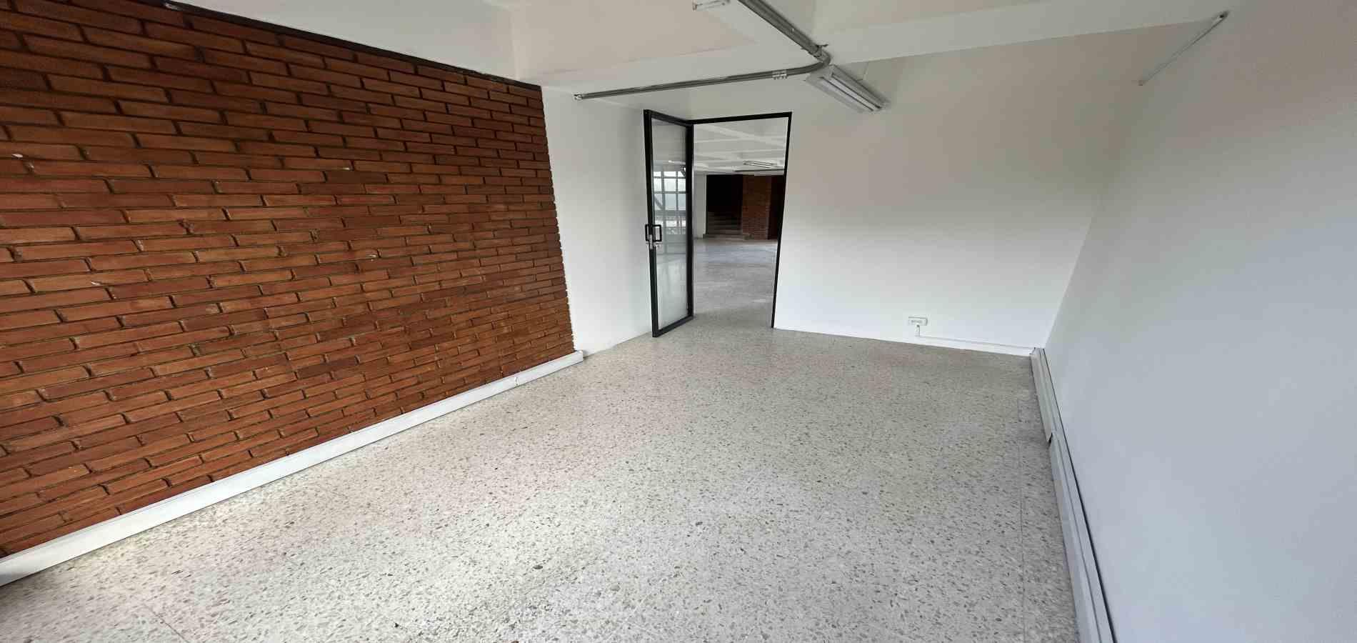 Foto de Oficina en Venta en Avenida las americas, Pereira - 7 - 279069371