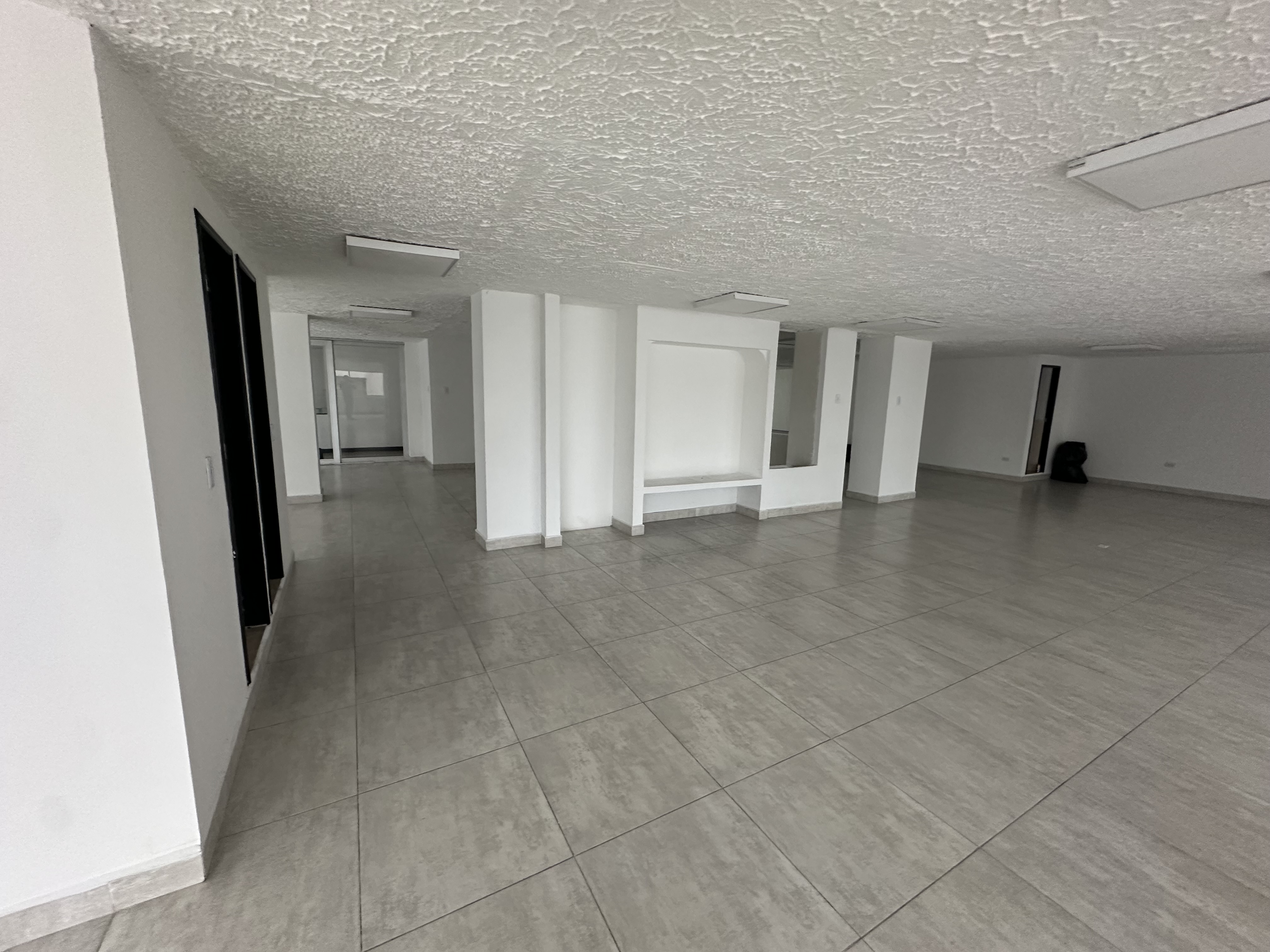 Foto de Local en Venta en Av bolivar, Armenia  - 26 - 279067929
