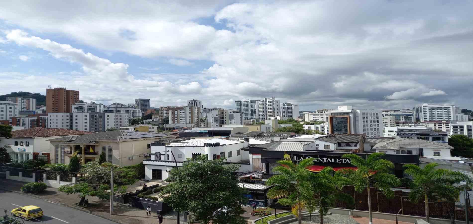 Foto de Edificio para Venta en Circunvalar, Pereira - 279064257