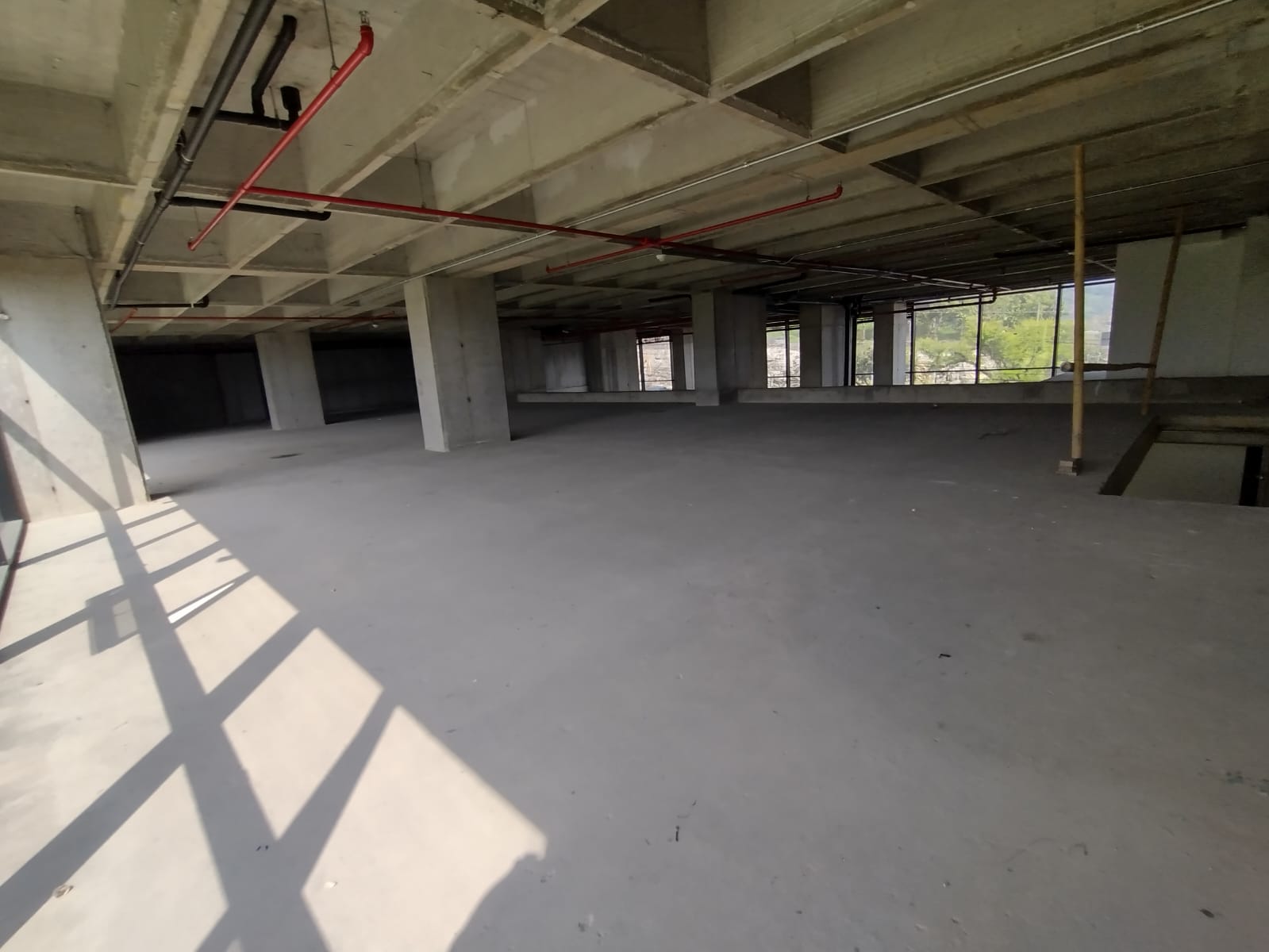 Foto de Local en Arriendo en Avenida 19 norte, Armenia  - 29 - 279059386