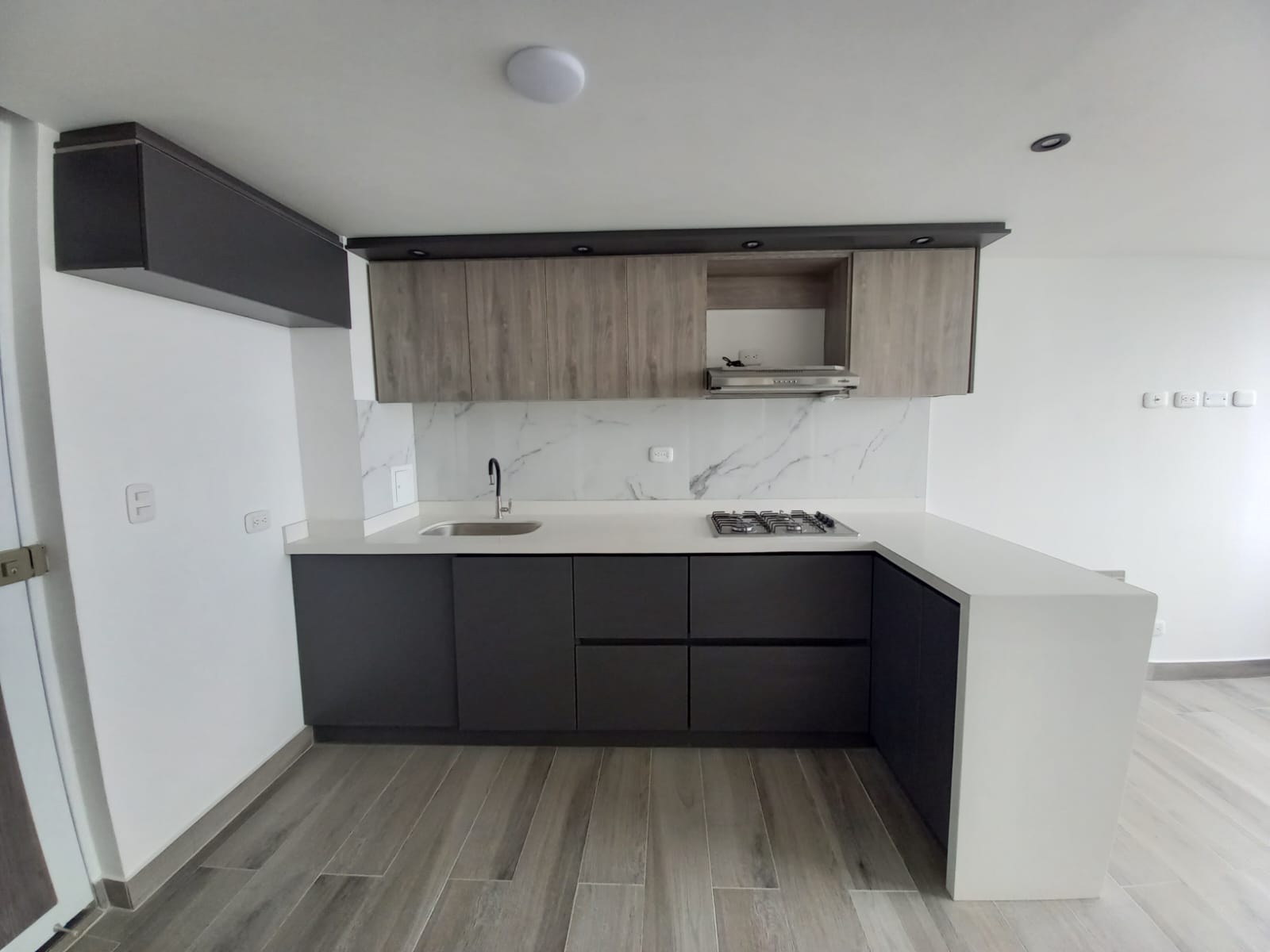 Foto de Apartamento en Arriendo en Alcazares, Manizales - 1 - 279068659
