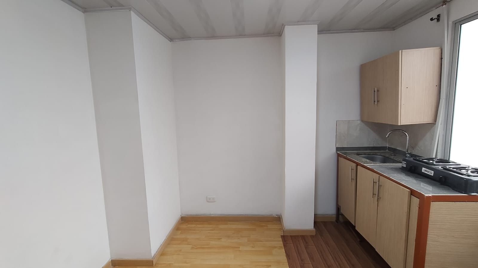 Foto de Apartaestudio en Arriendo en Chipre, Manizales - 1 - 279068523