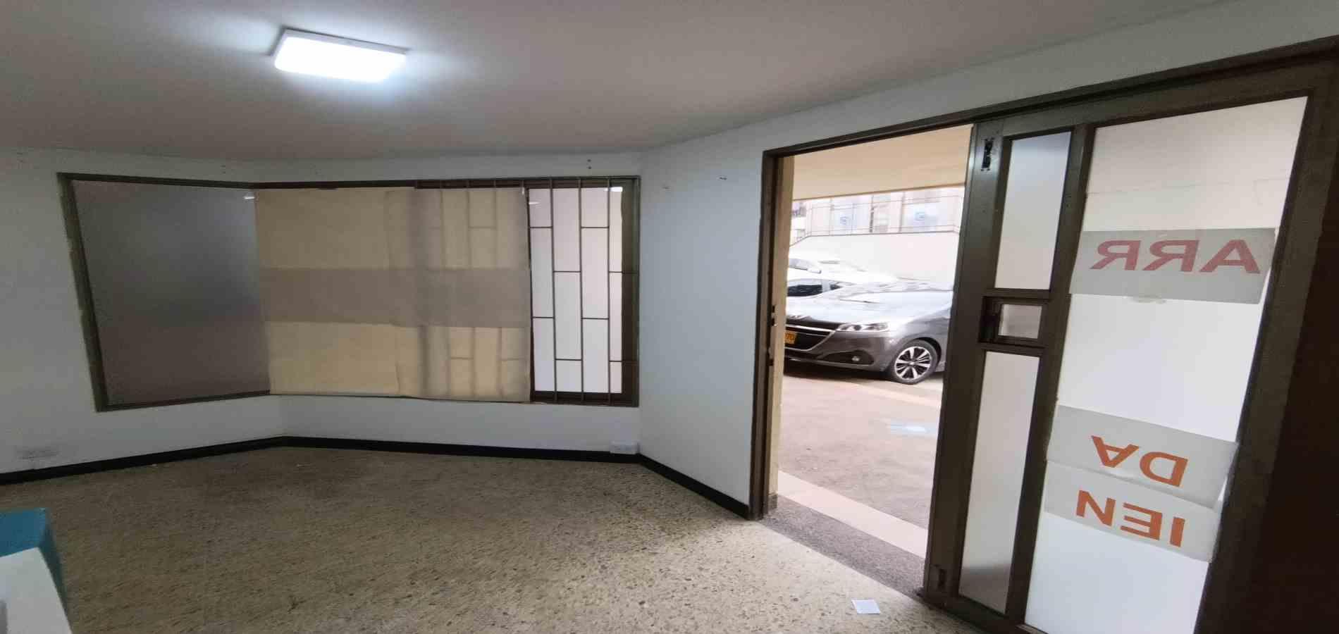 Foto de Local en Arriendo en Versalles, Manizales - 1 - 279062938