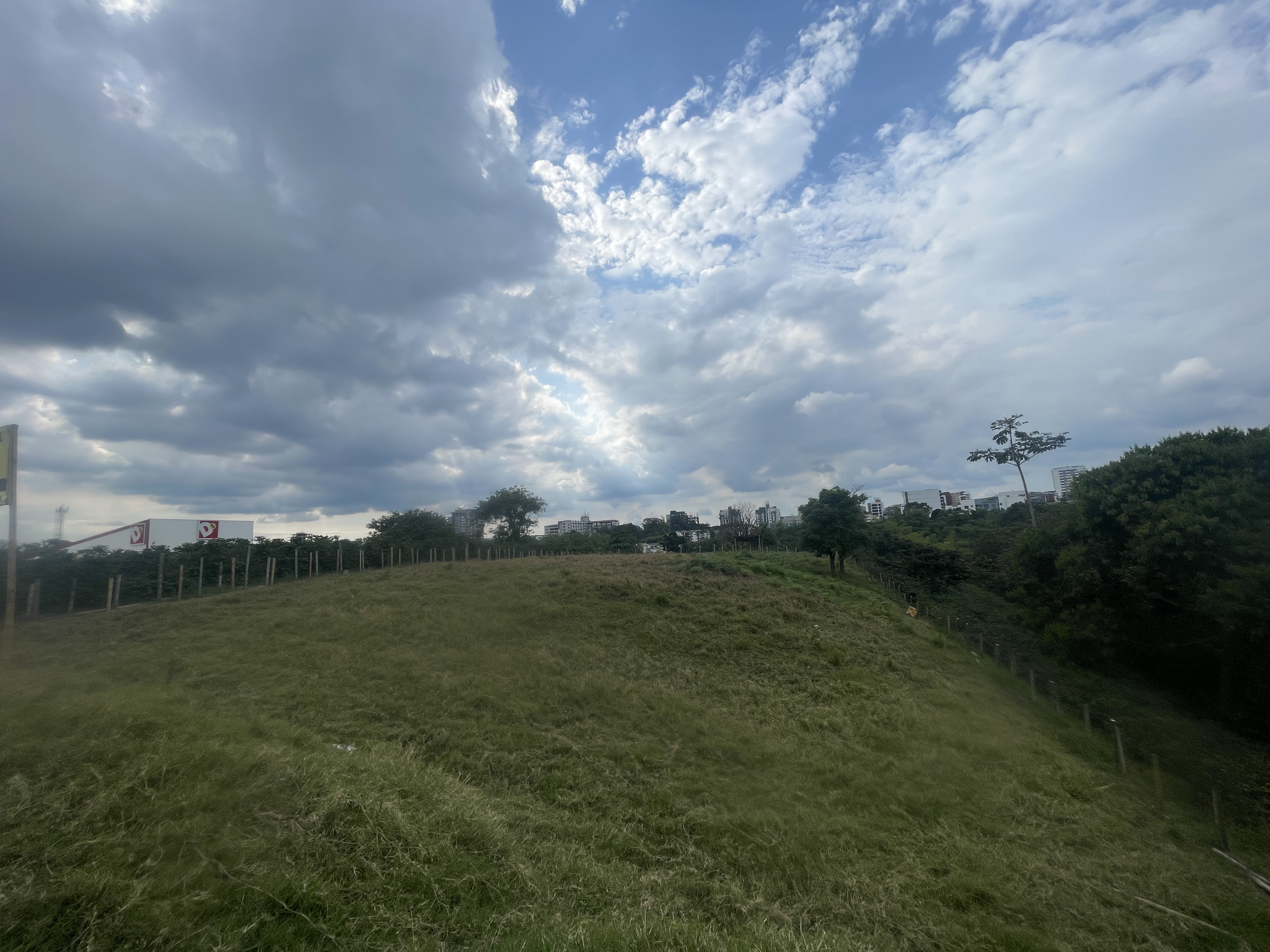 Foto de Lote / terreno en Venta en Avenida centenario, Armenia  - 16 - 279065799