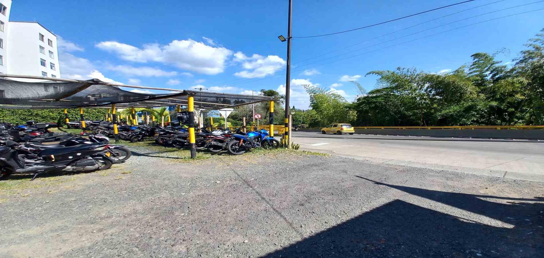 Foto de Lote / terreno en Venta en Maraya, Pereira - 3 - 279067416