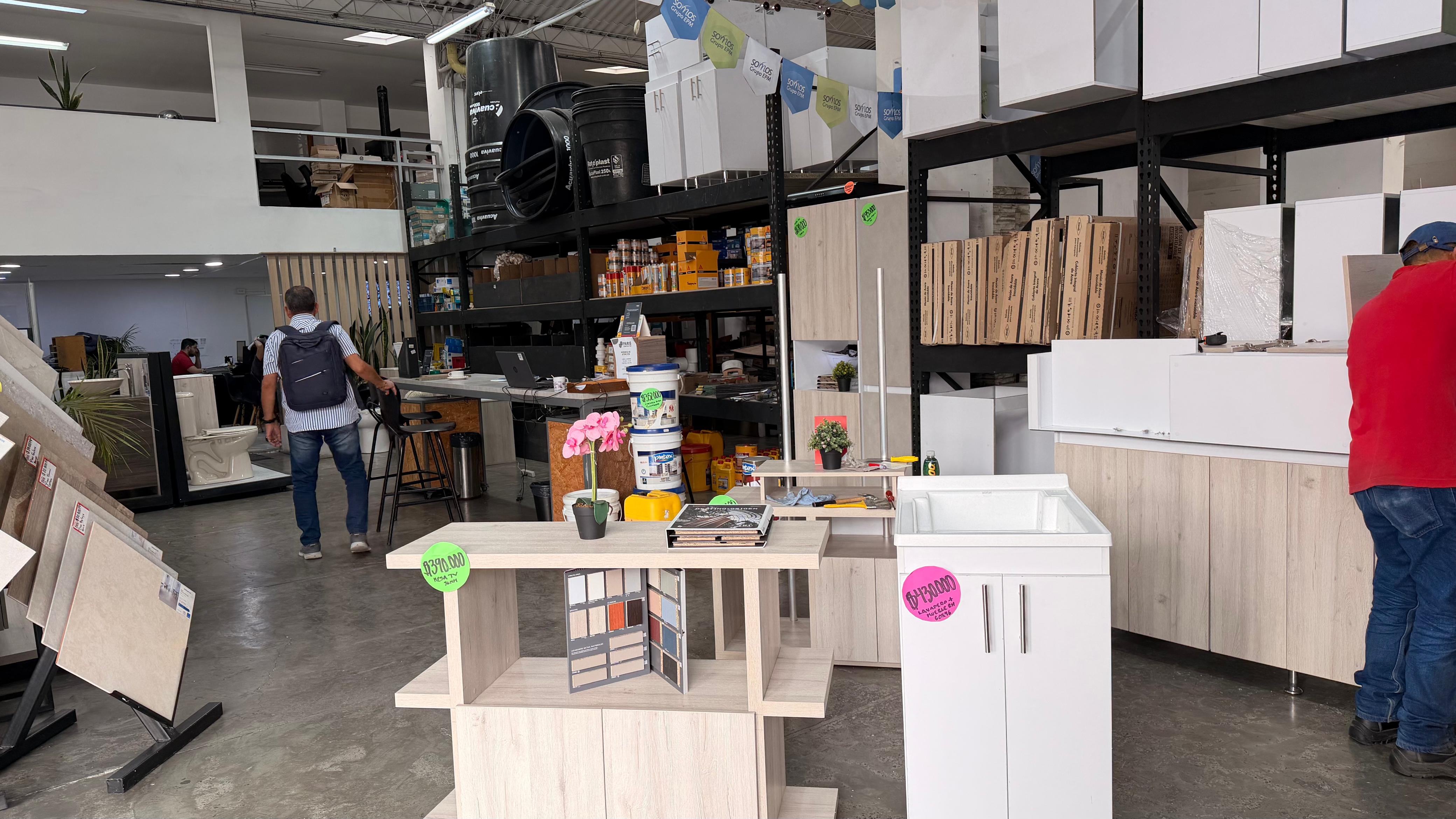 Foto de Local para Arriendo en Centro, Manizales - 279067668