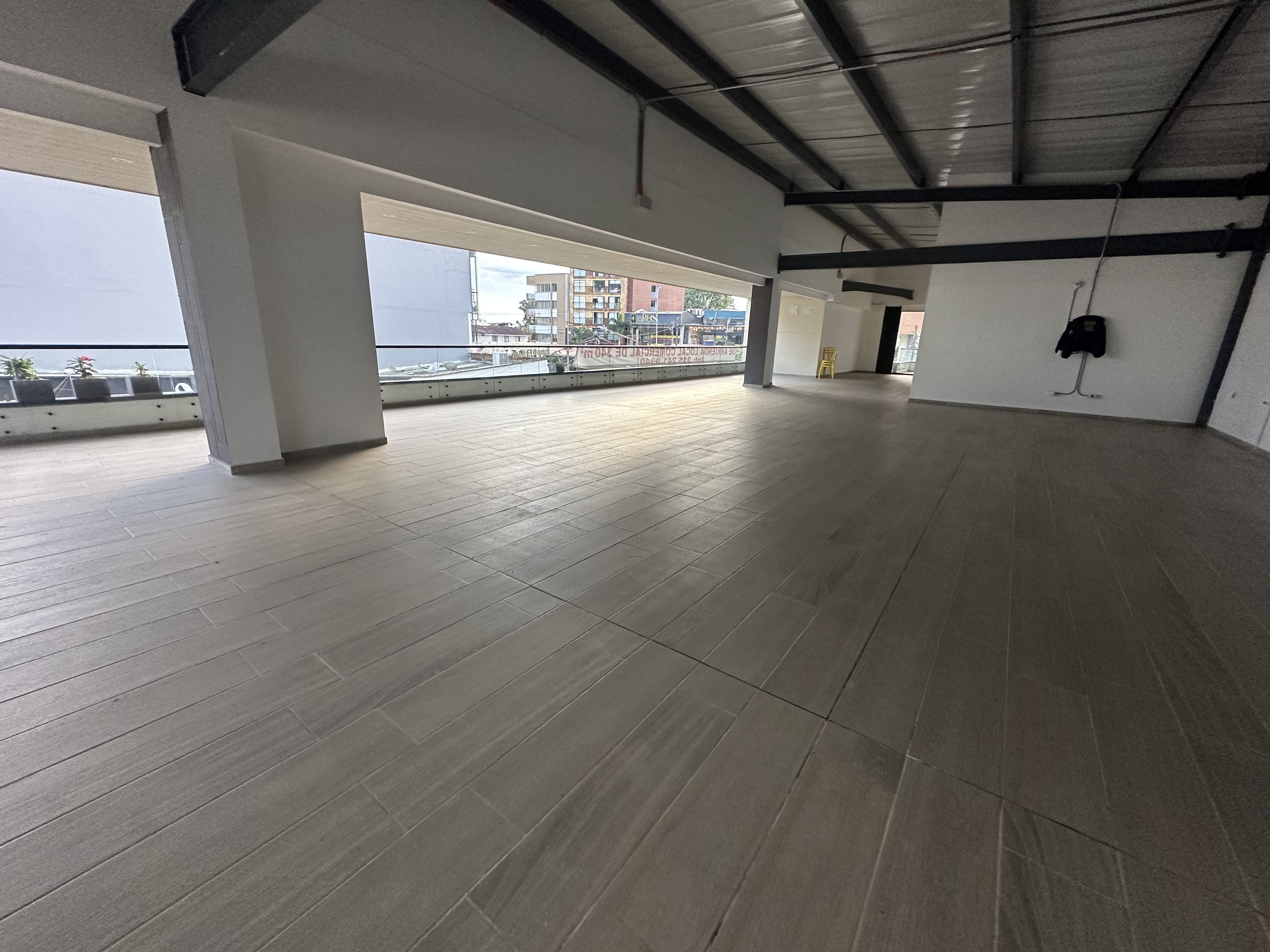 Foto de Local en Arriendo en Av bolivar, Armenia  - 1 - 279068782