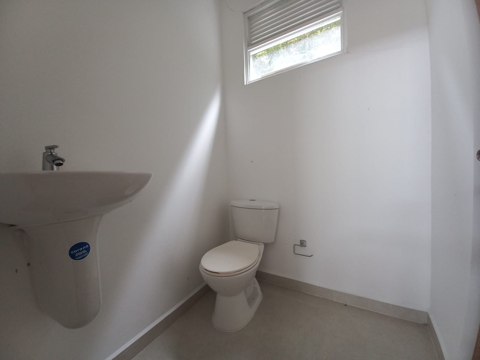 Foto de Local en Arriendo en Av. la romelia el pollo, Dosquebradas - 4 - 279067339