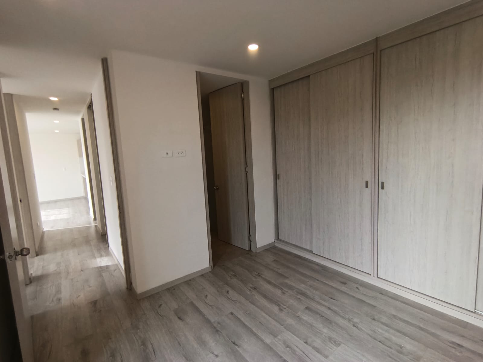 Foto de Apartamento en Venta en Avenida alberto mendoza, Manizales - 4 - 279070072