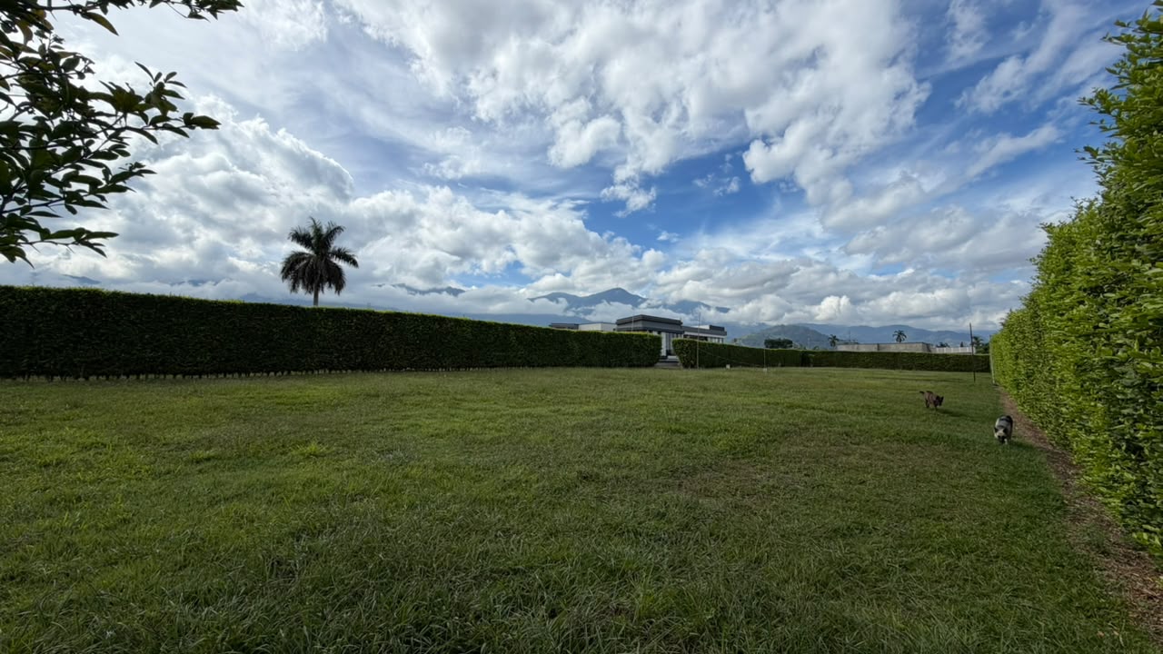 Foto de Lote / terreno en Venta en Barcelona, Calarca - 1 - 279069296