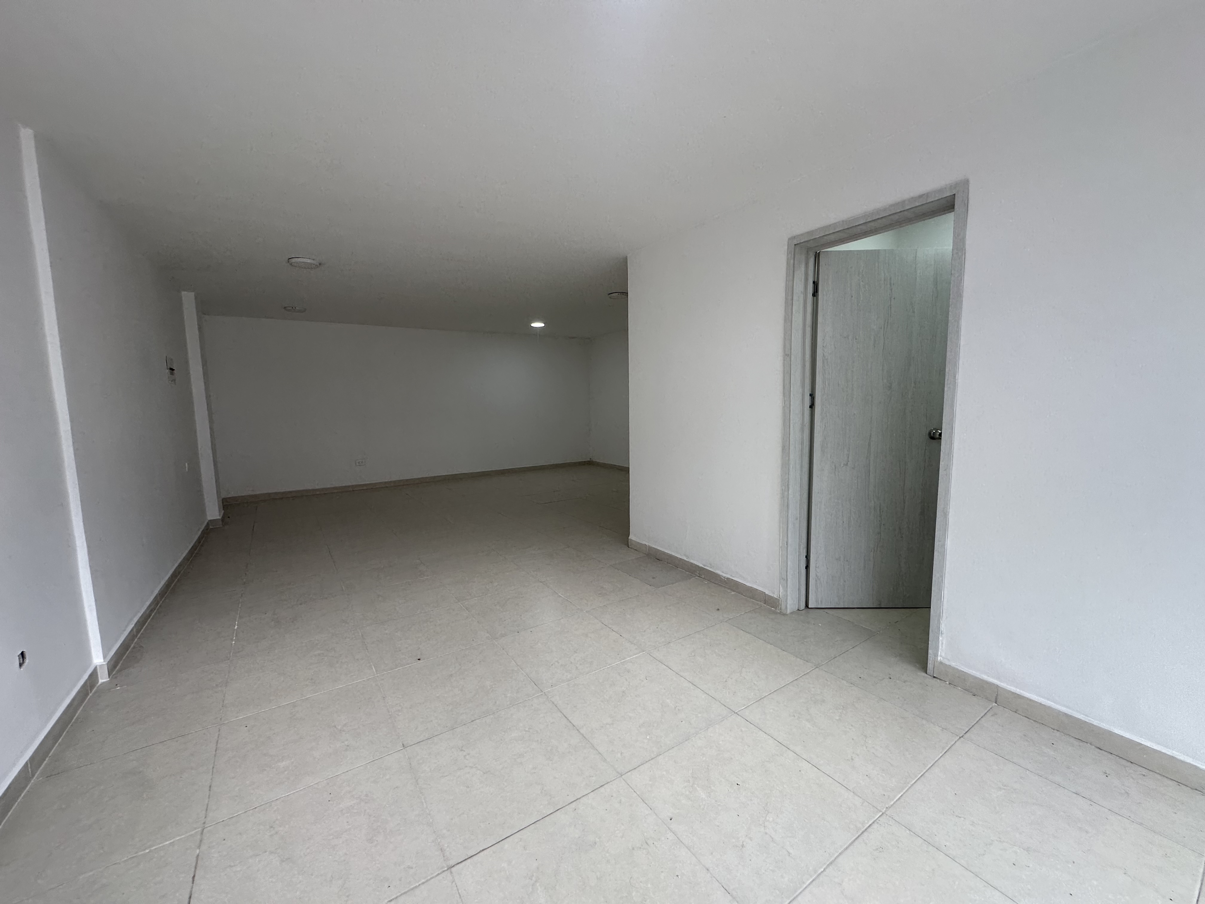 Foto de Local en Arriendo en Av bolivar, Armenia  - 1 - 279068915