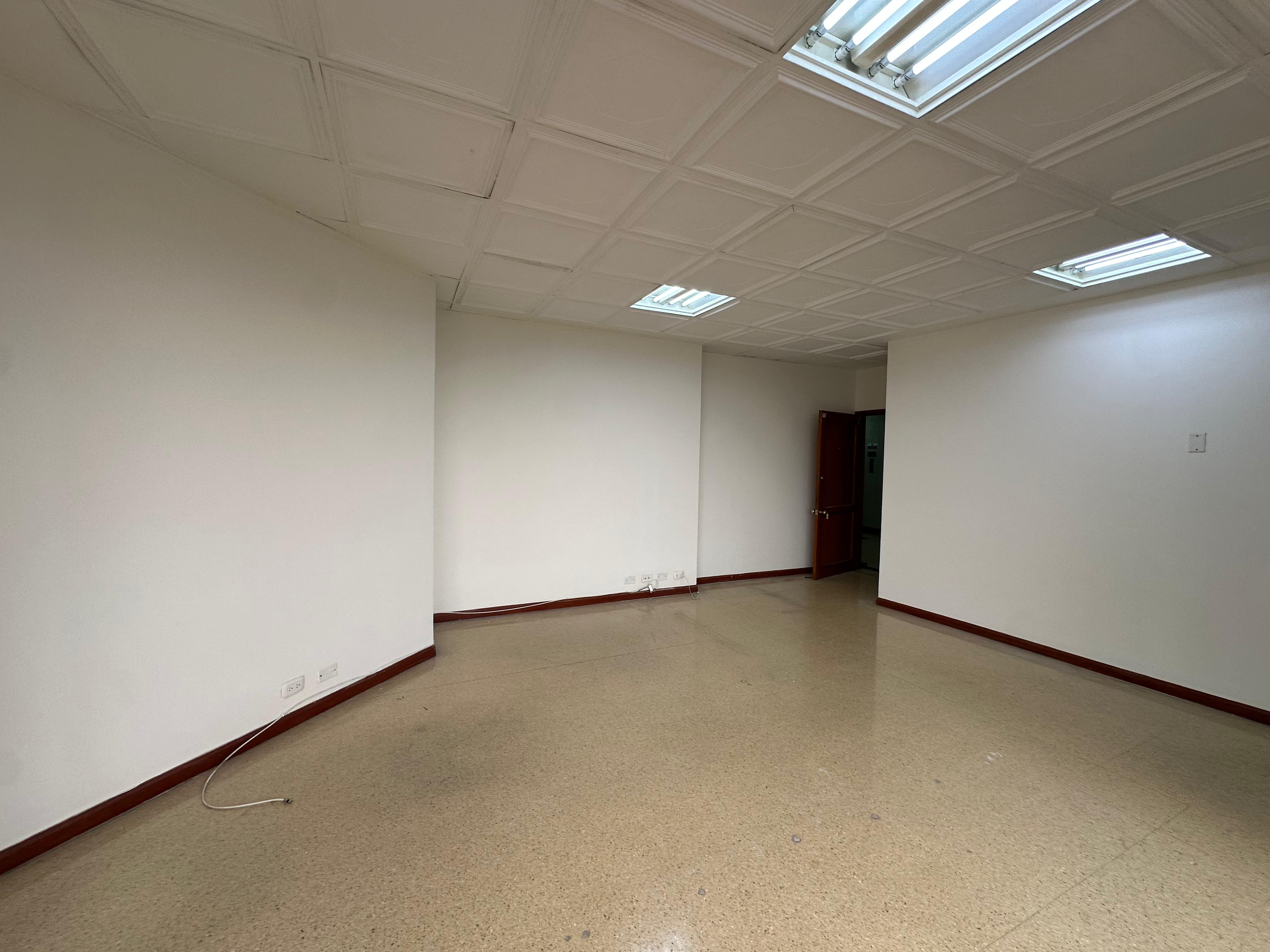 Foto de Oficina en Arriendo en Centro, Pereira - 5 - 279065738