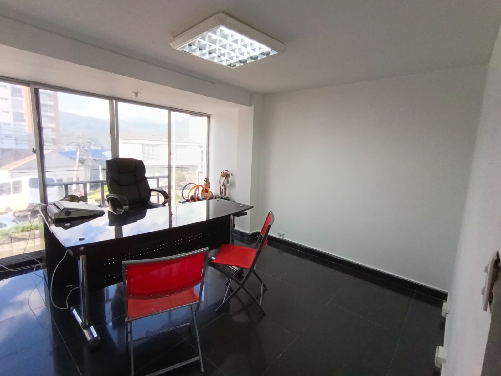 Foto de Local en Arriendo en Guayacanes, Manizales - 27 - 279063385