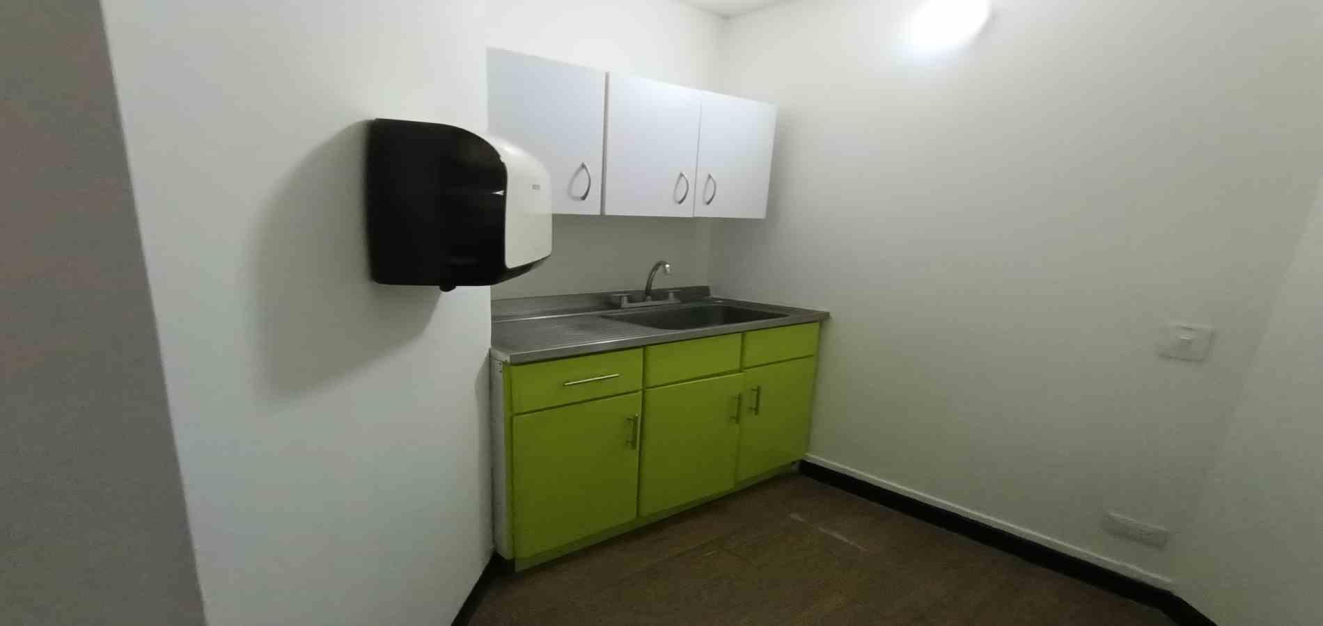 Foto de Local en Arriendo en Palogrande, Manizales - 10 - 279067367