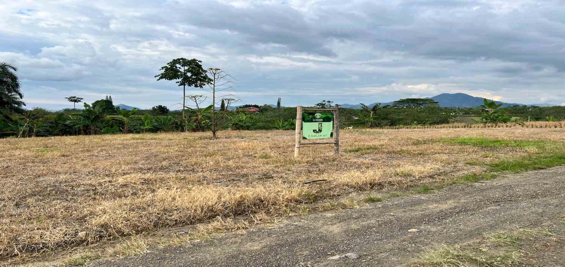 Foto de Lote / terreno en Venta en Armenia, Armenia  - 5 - 279067125