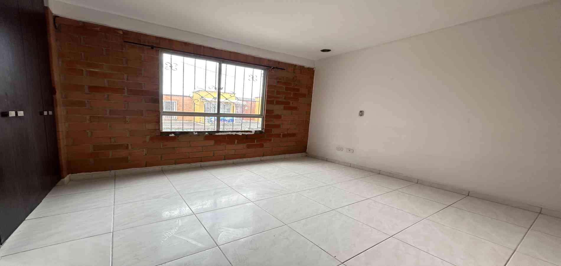Foto de Apartamento para Arriendo en Avenida 30 de agosto, Pereira - 279068795