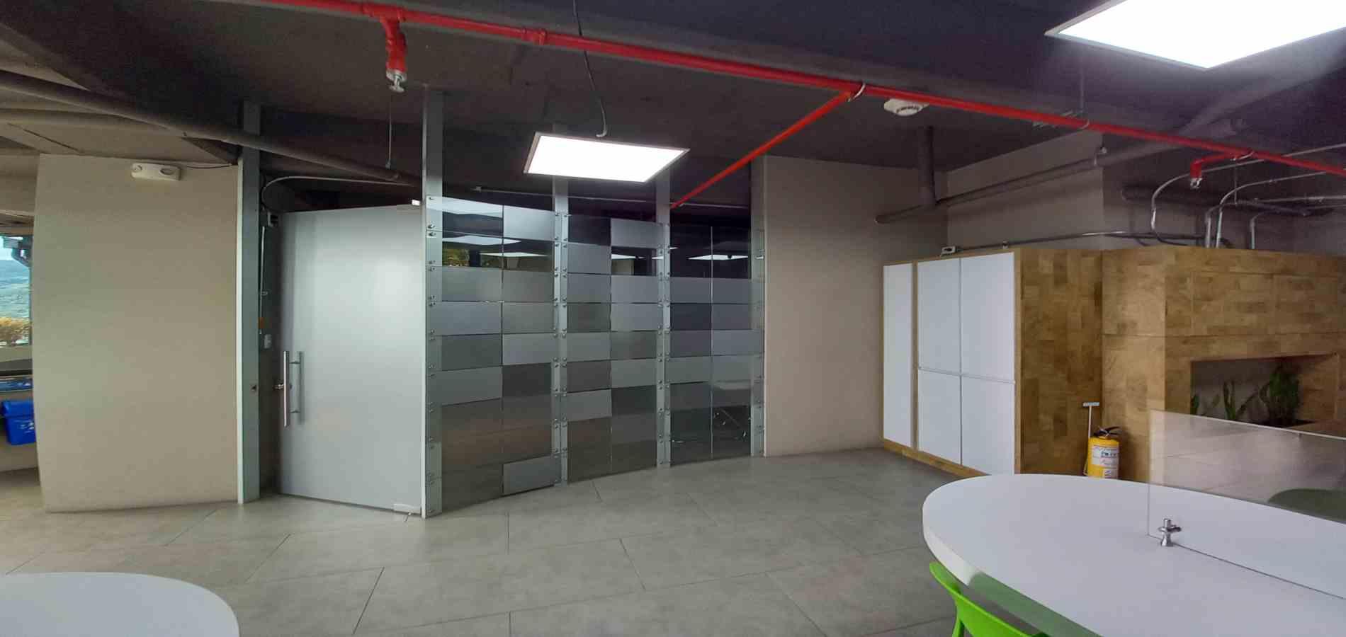 Foto de Oficina en Venta en Avenida santander , Manizales - 3 - 279069341