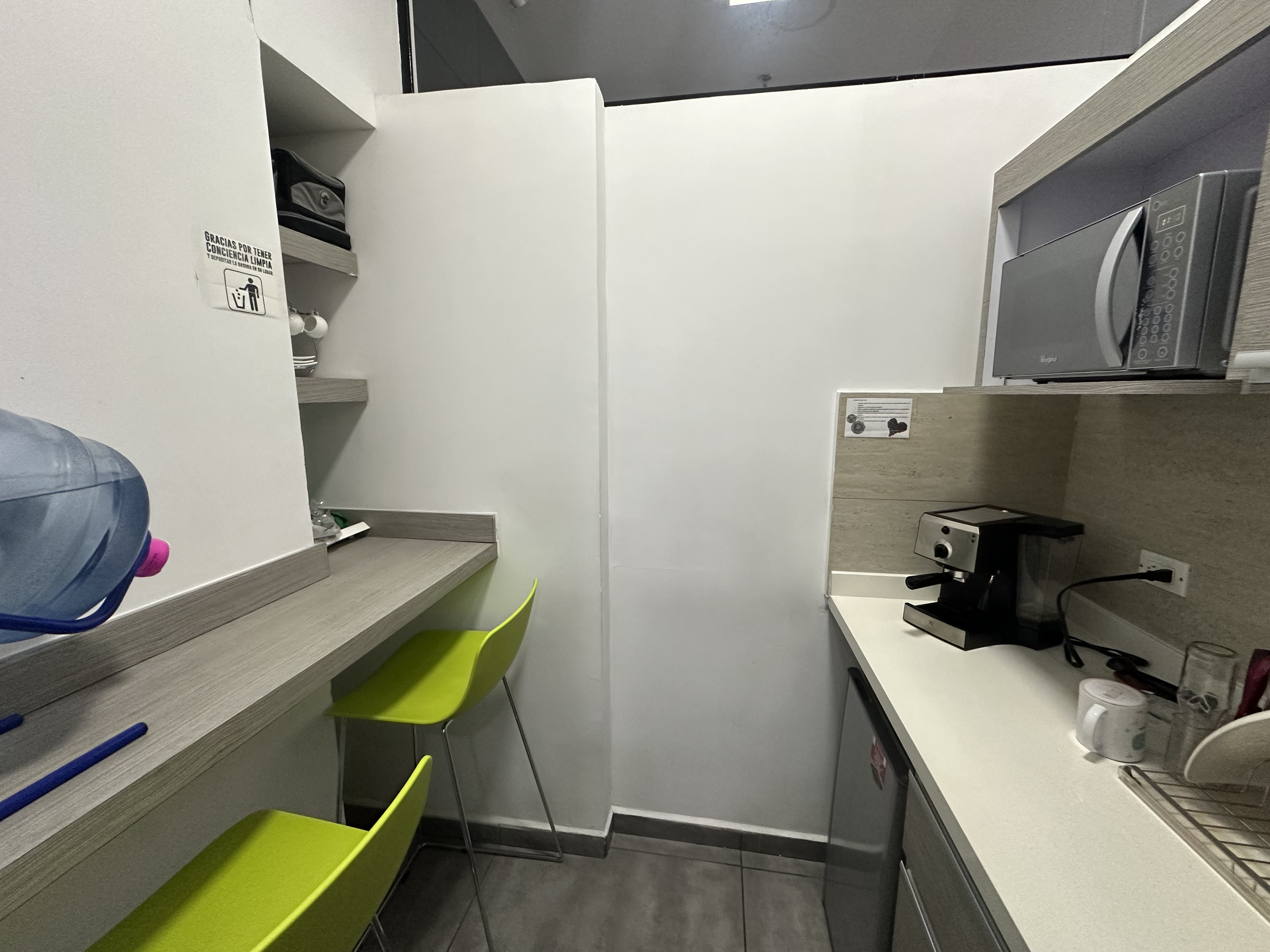Foto de Oficina en Arriendo en Av bolivar, Armenia  - 13 - 279068722
