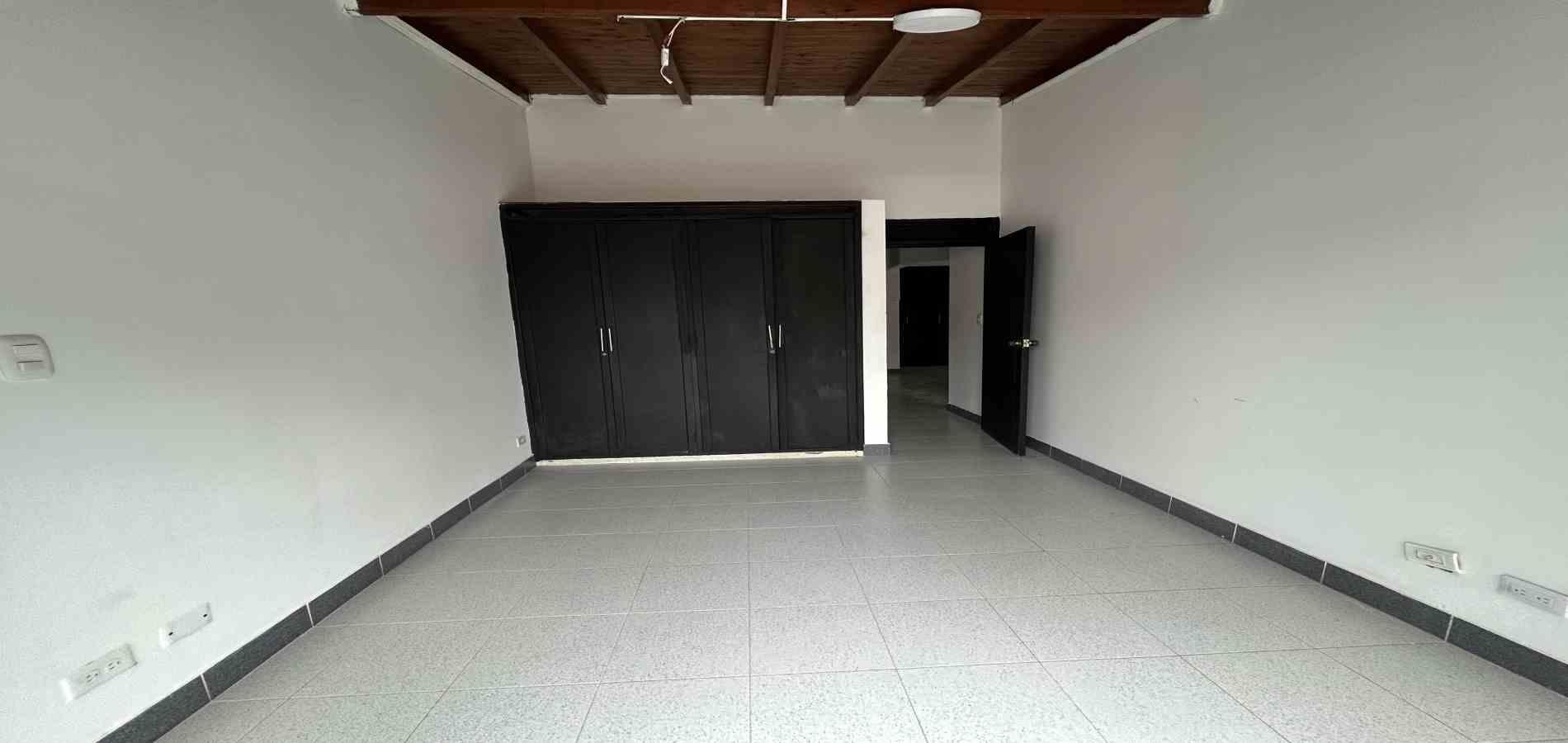 Foto de Apartamento en Arriendo en Corales, Pereira - 13 - 279068126