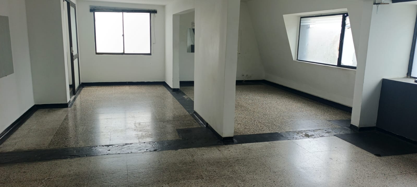 Foto de Casa en Arriendo en Avenida 30 de agosto, Pereira - 30 - 279064106
