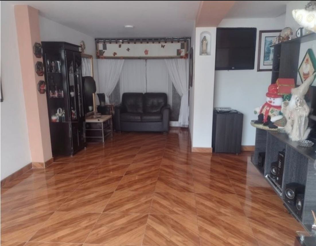 Foto de Casa en Venta en Palonegro o altos del encenillo, Manizales - 1 - 279070285