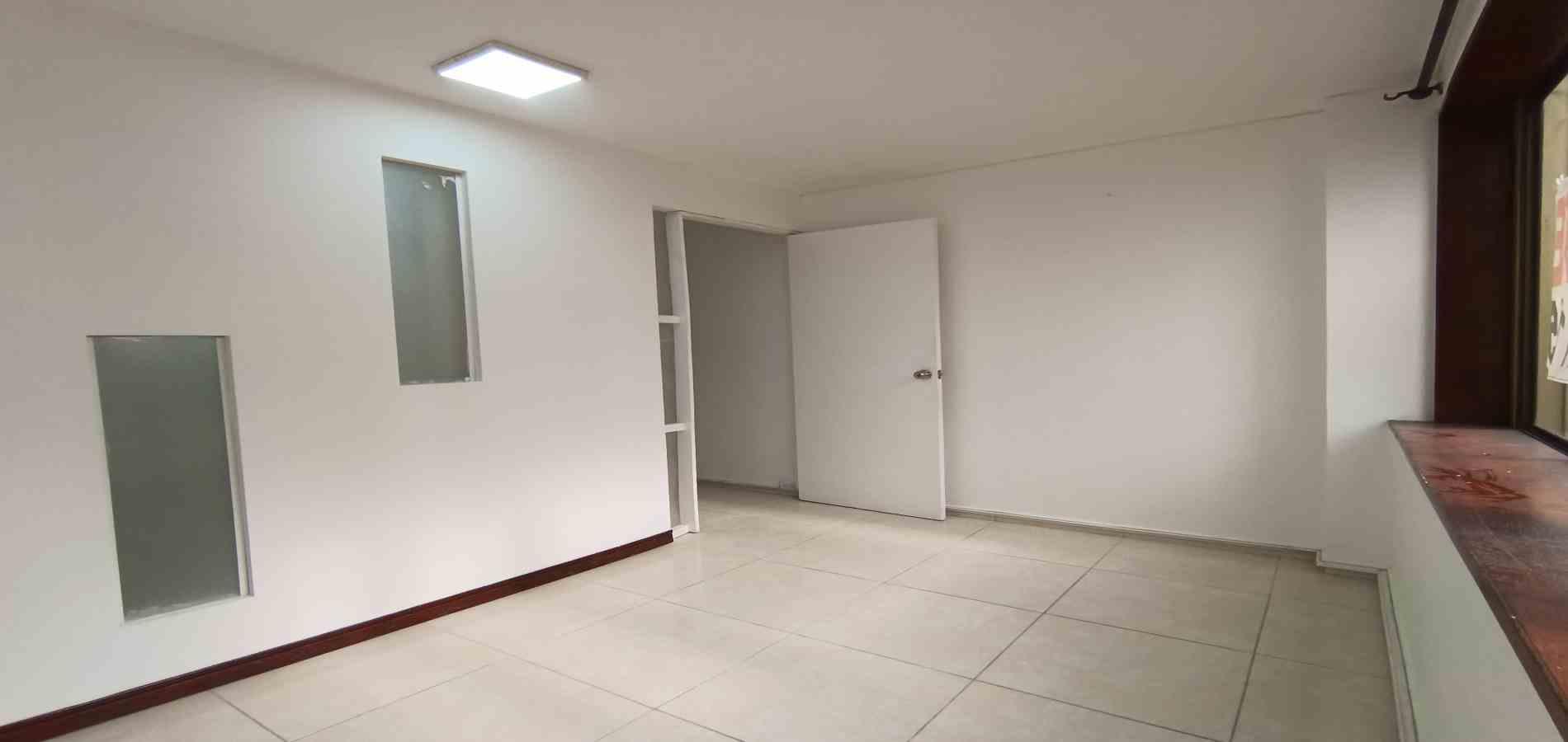Foto de Oficina en Arriendo en Centro, Manizales - 17 - 279069912