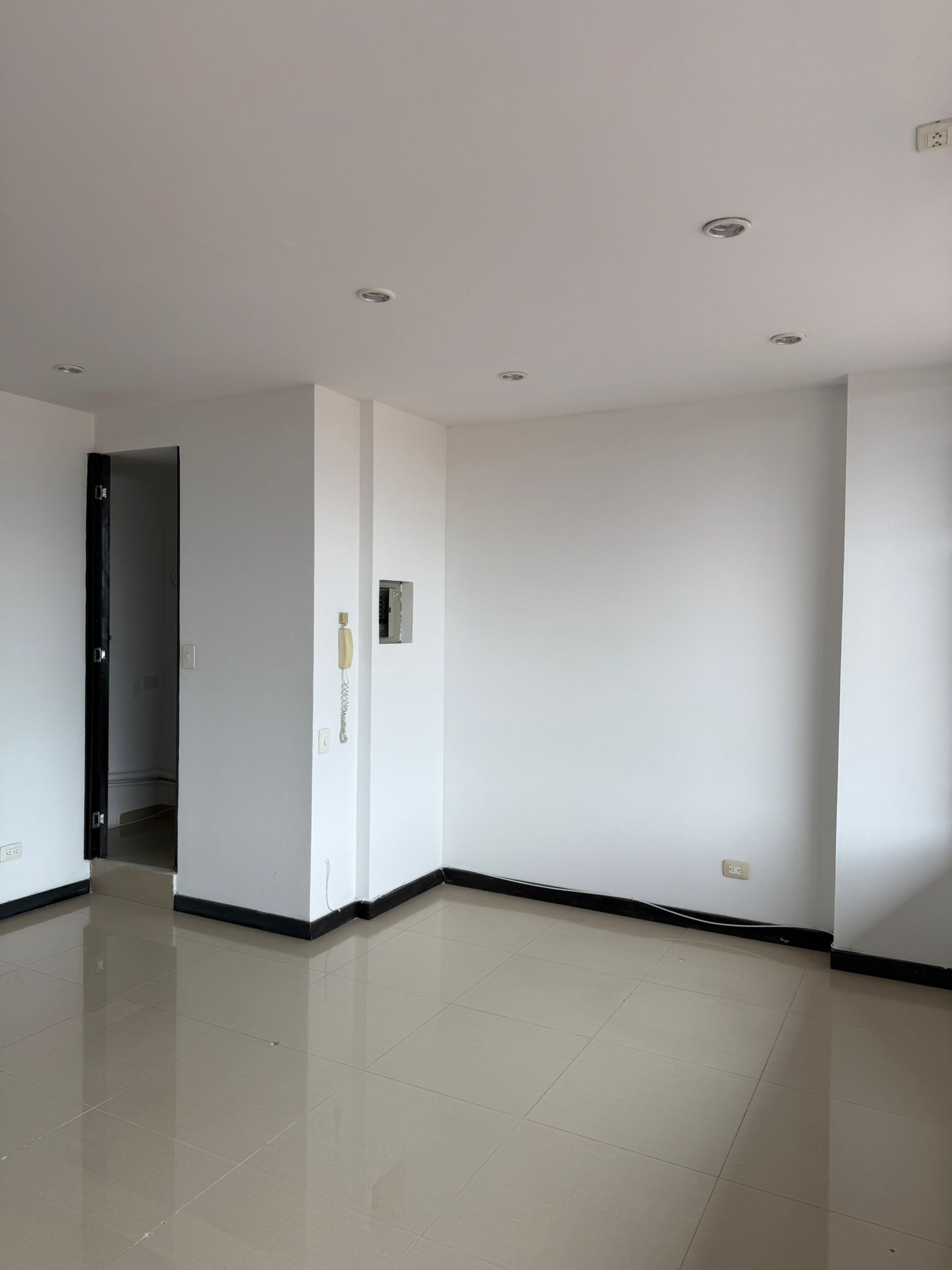 Foto de Local en Venta en Norte, Armenia  - 10 - 279064758