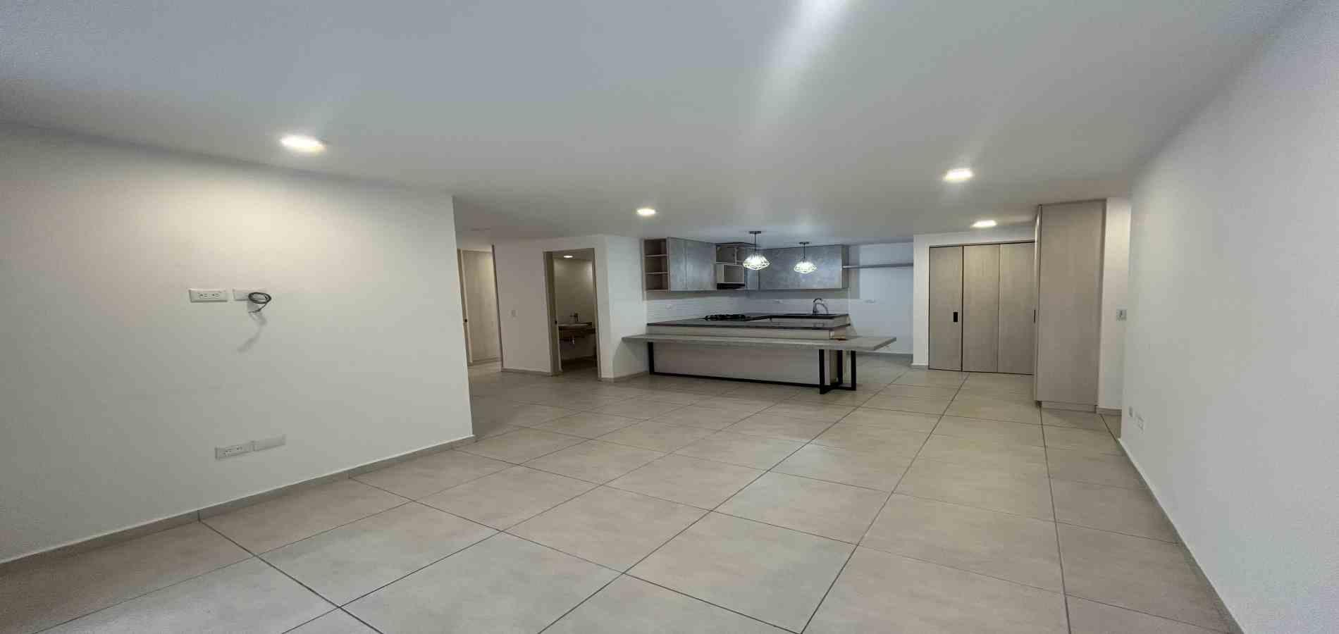 Foto de Apartamento para Arriendo en Avenida 30 de agosto, Pereira - 279068468