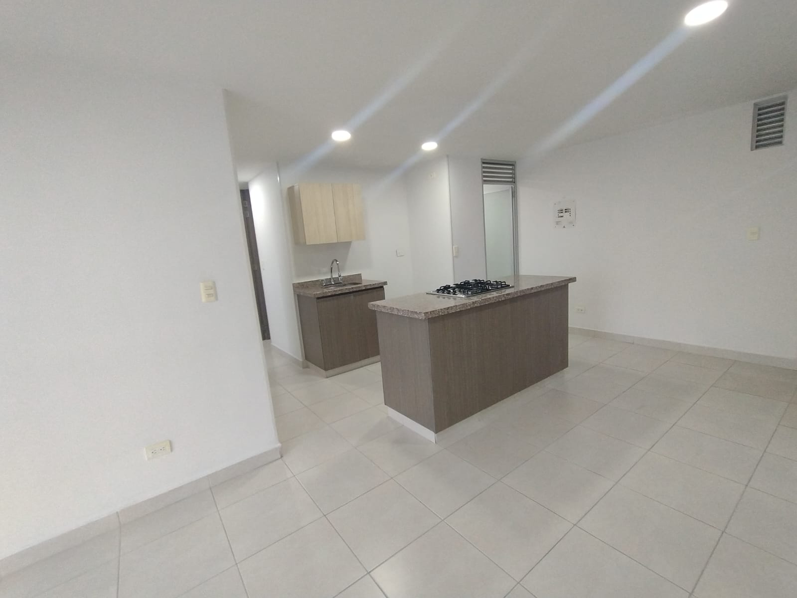 Foto de Apartamento en Venta en Corbones, Armenia  - 2 - 51487