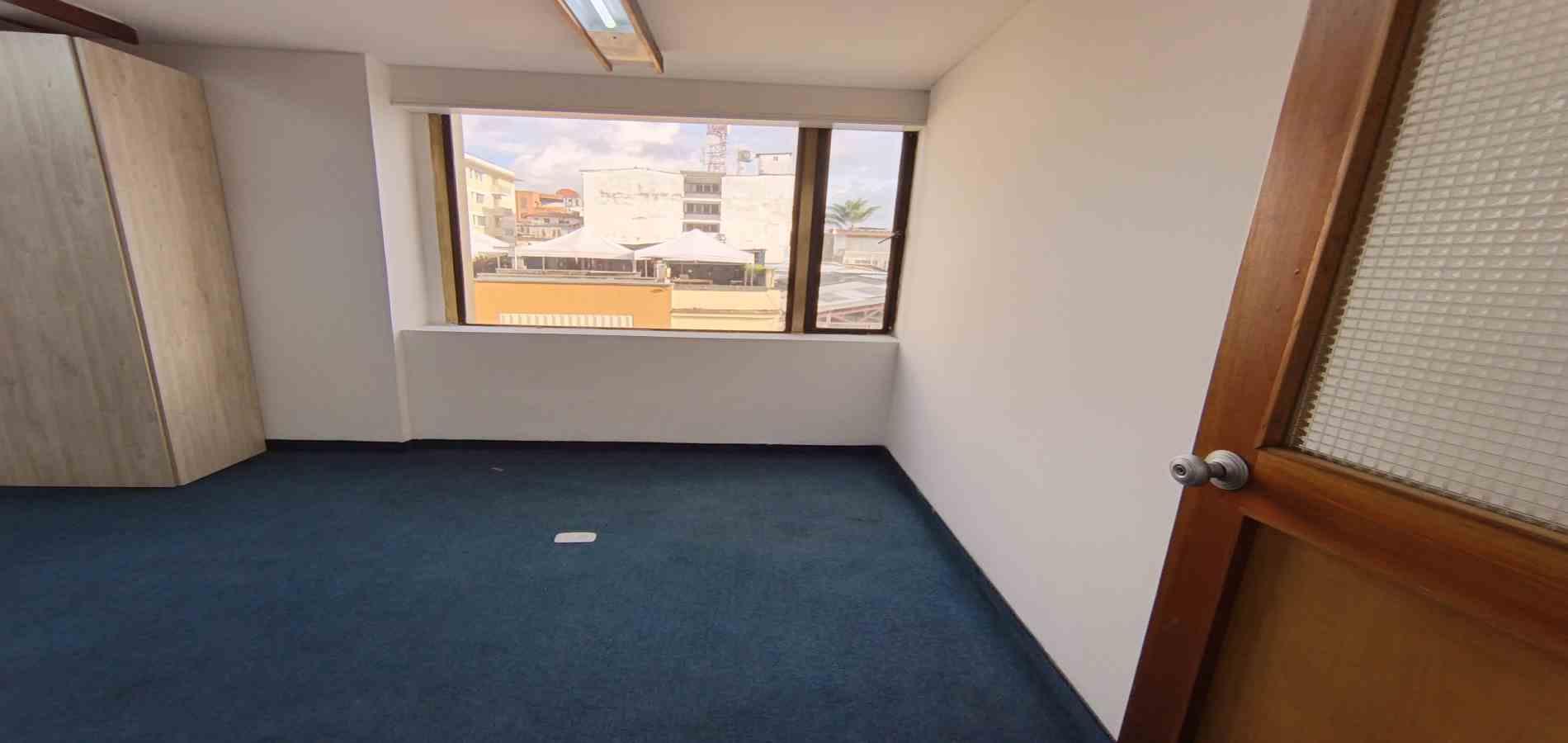 Foto de Oficina en Arriendo en Centro, Manizales - 6 - 279063015