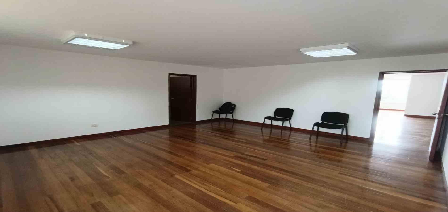 Foto de Oficina en Arriendo en Belén, Manizales - 1 - 279066425