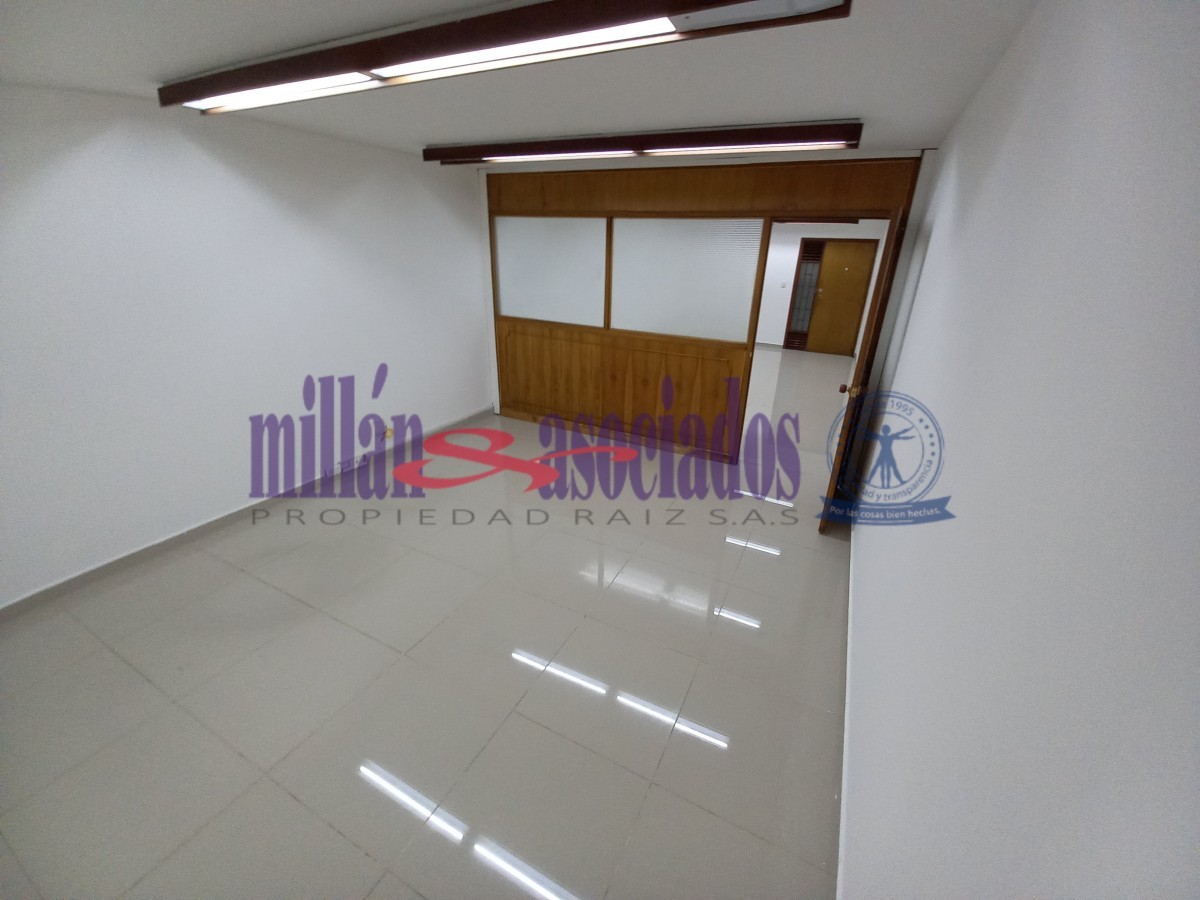 Foto de Oficina en Venta en Centro, Manizales - 1 - 279060917