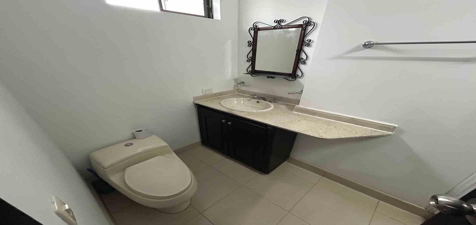 Foto de Casa en Arriendo en Comuna universidad / barrio pinares, Pereira - 13 - 279069173