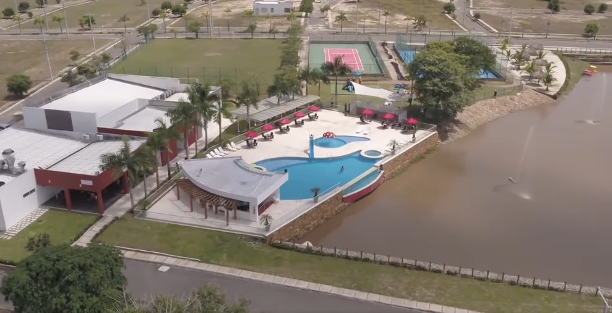 Foto de Lote / terreno para Venta en Viterbo, Viterbo - 279063847