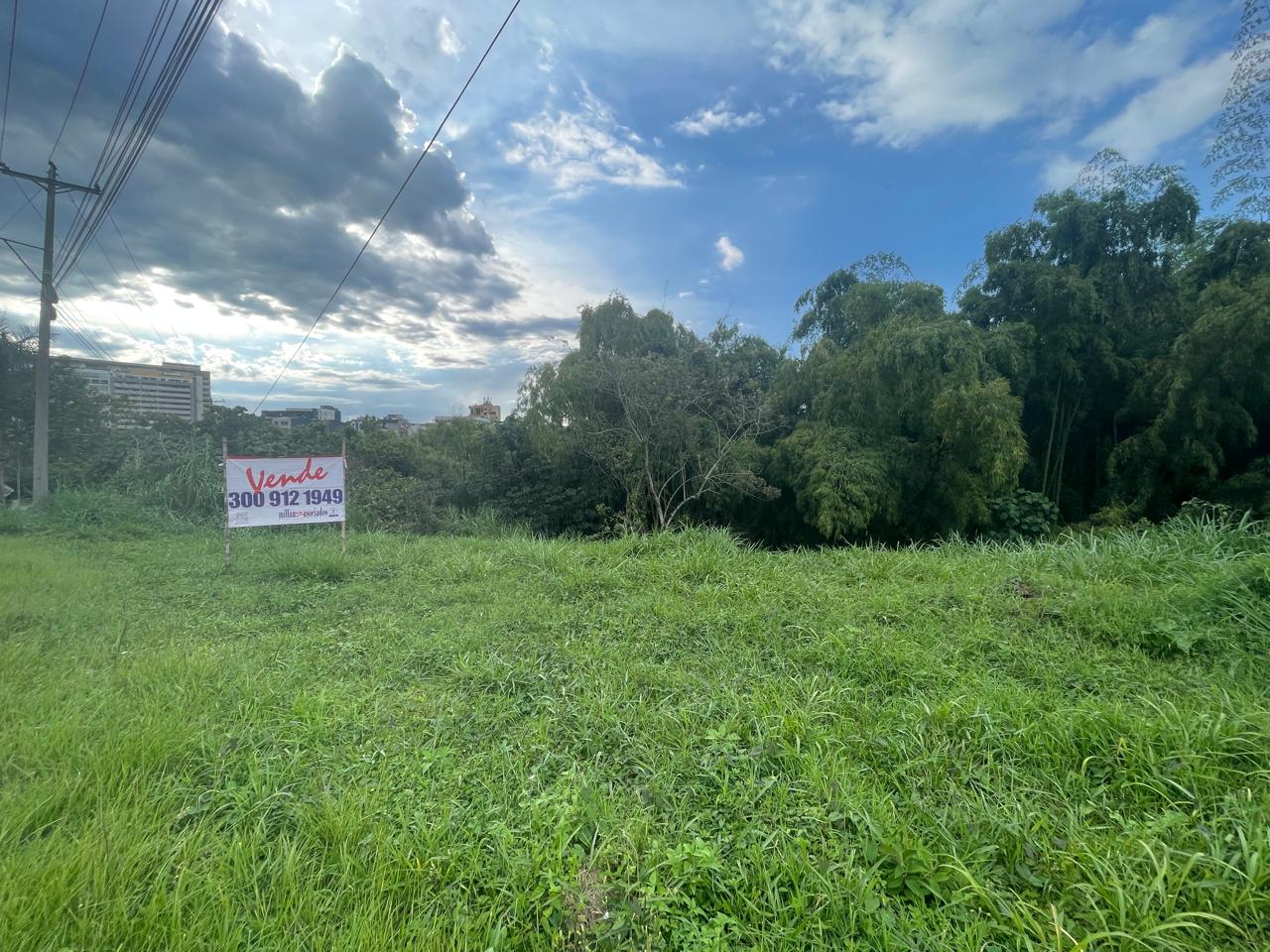 Foto de Lote / terreno en Venta en Avenida centenario, Armenia  - 1 - 279063188