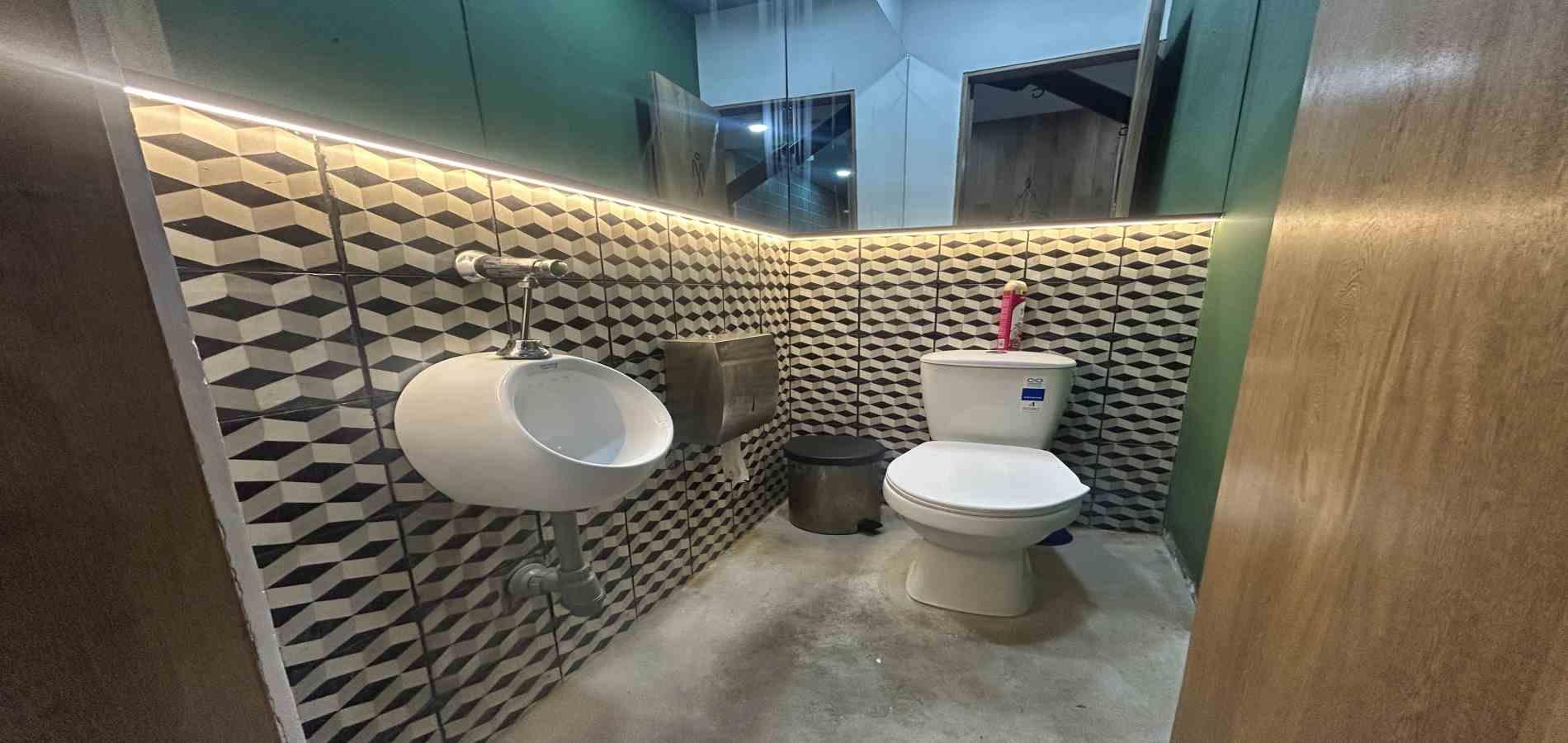 Foto de Local en Arriendo en Comuna universidad/pinares, Pereira - 11 - 279066976