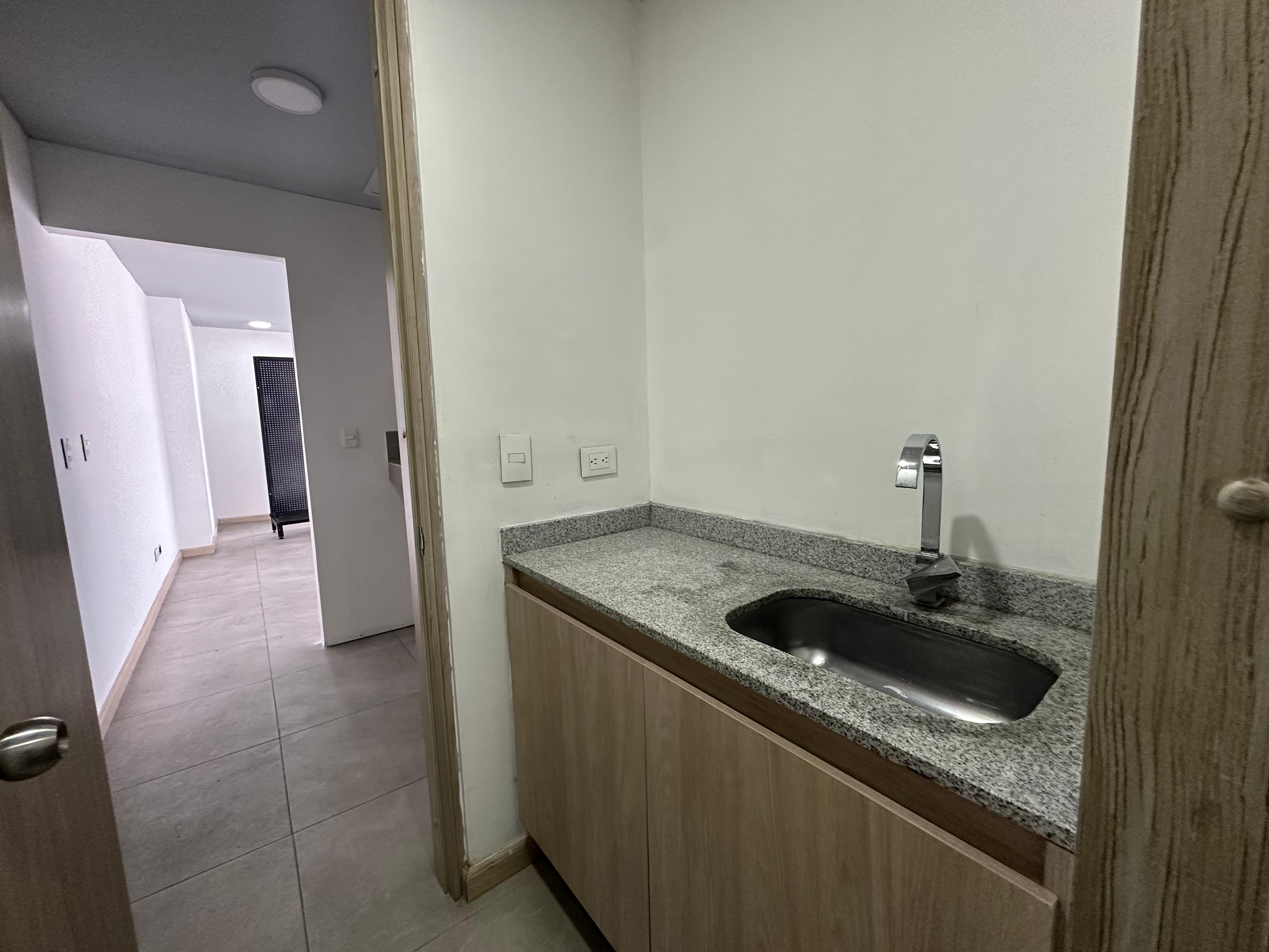 Foto de Local en Arriendo en Avenida santander , Manizales - 1 - 279064022