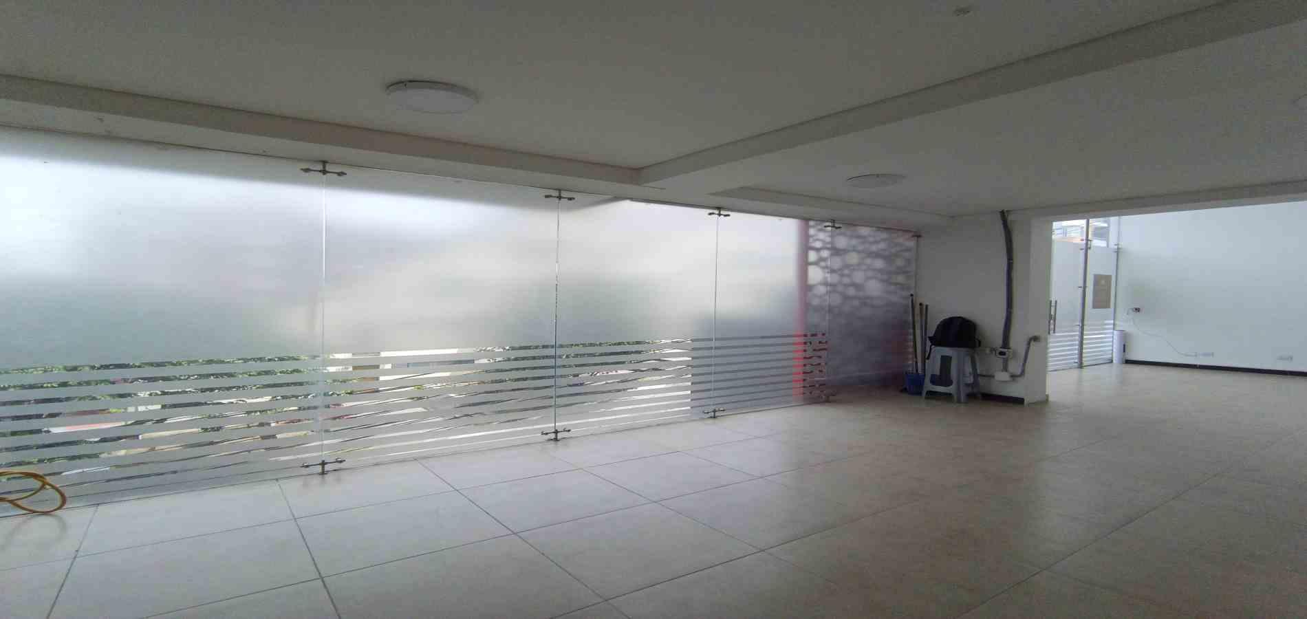 Foto de Local en Arriendo en Guayacanes, Manizales - 10 - 279069667