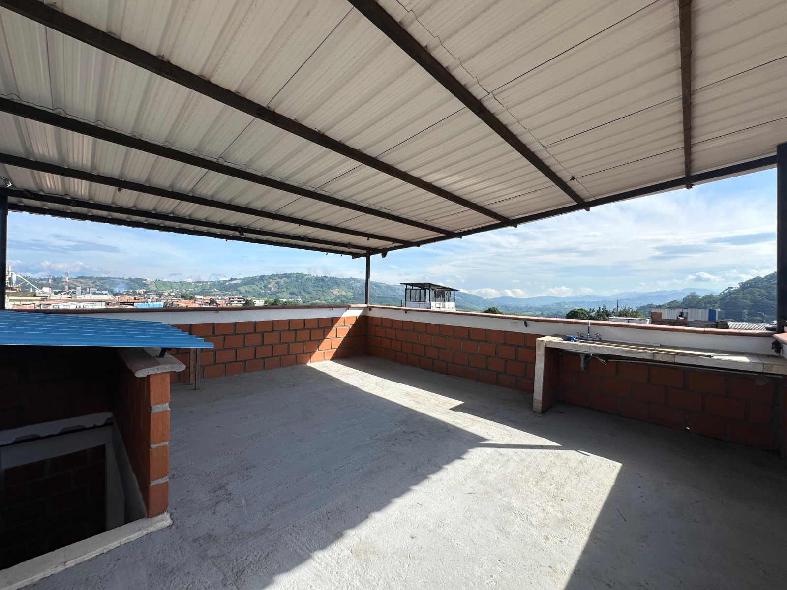 Foto de Bodega para Venta en Alto de la mina, Chinchina - 279063632