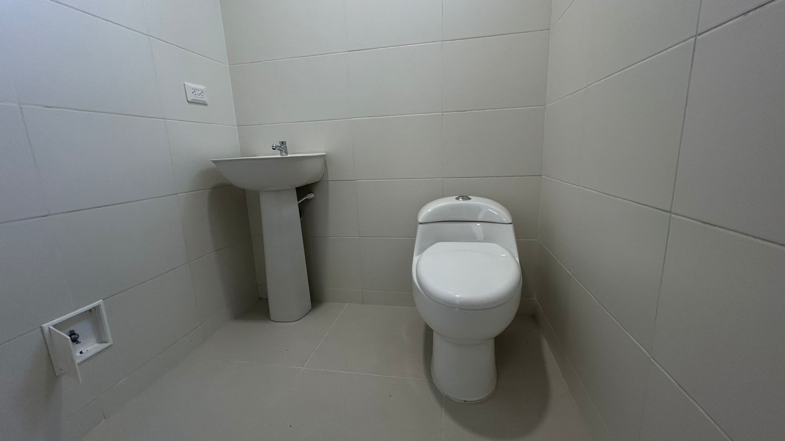 Foto de Consultorio en Arriendo en Avenida 30 de agosto, Pereira - 7 - 279065899