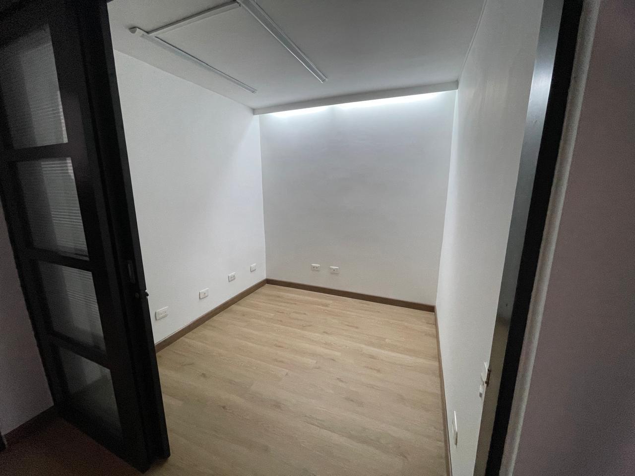 Foto de Casa en Venta en Comuna san joaquin/santa clara de las villas *4, Pereira - 14 - 279068829