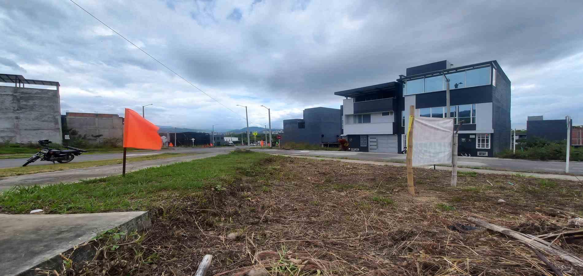 Foto de Lote / terreno en Venta en Av. la romelia el pollo, Dosquebradas - 7 - 279069715
