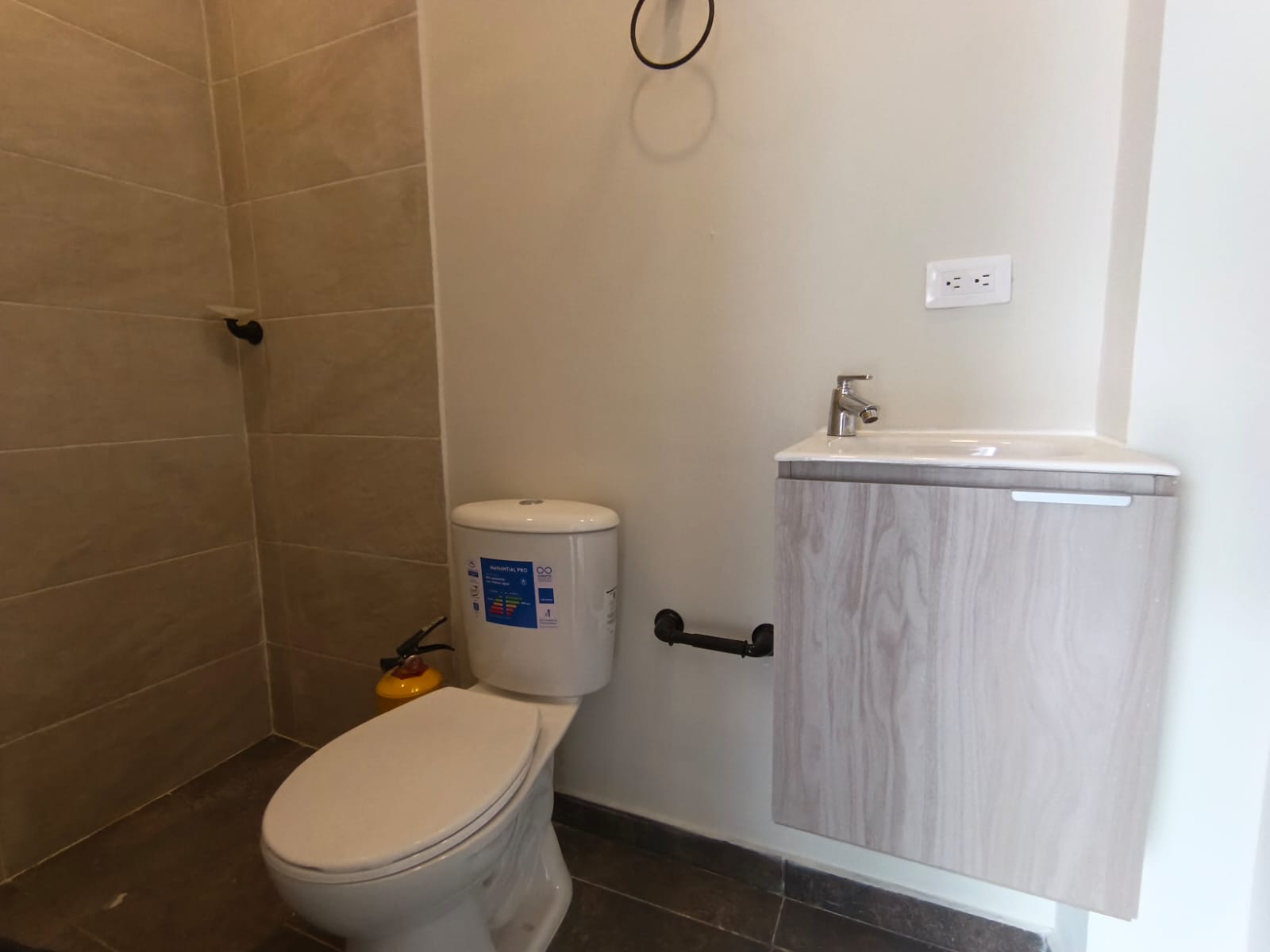 Foto de Local en Arriendo en Guayacanes, Manizales - 4 - 28543